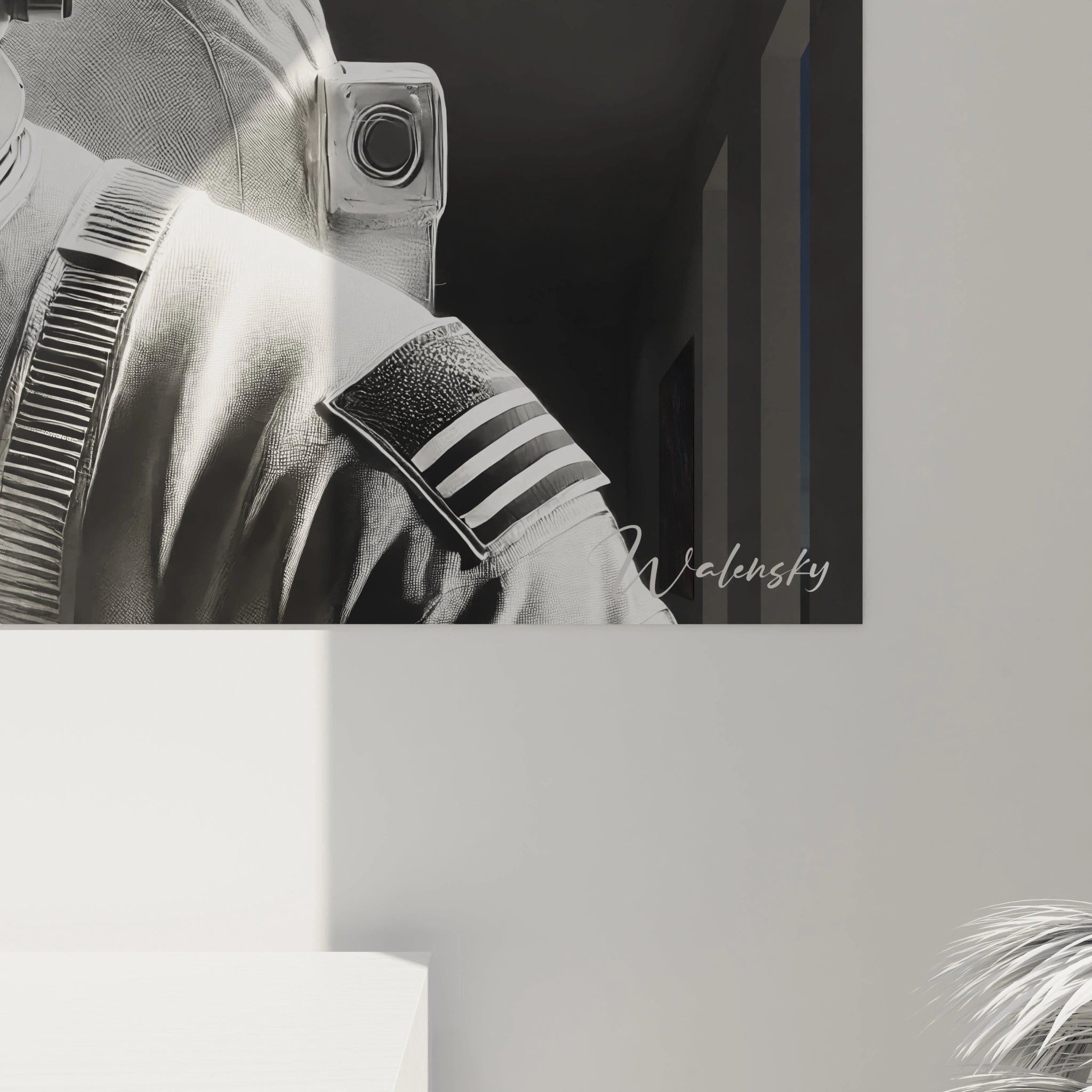 vue de près tableau noir et blanc détail casque astronaute aux reflets lumineux texture nette précision contraste noir blanc effet miroir infini galaxie mystérieuse atmosphère silencieuse et puissante