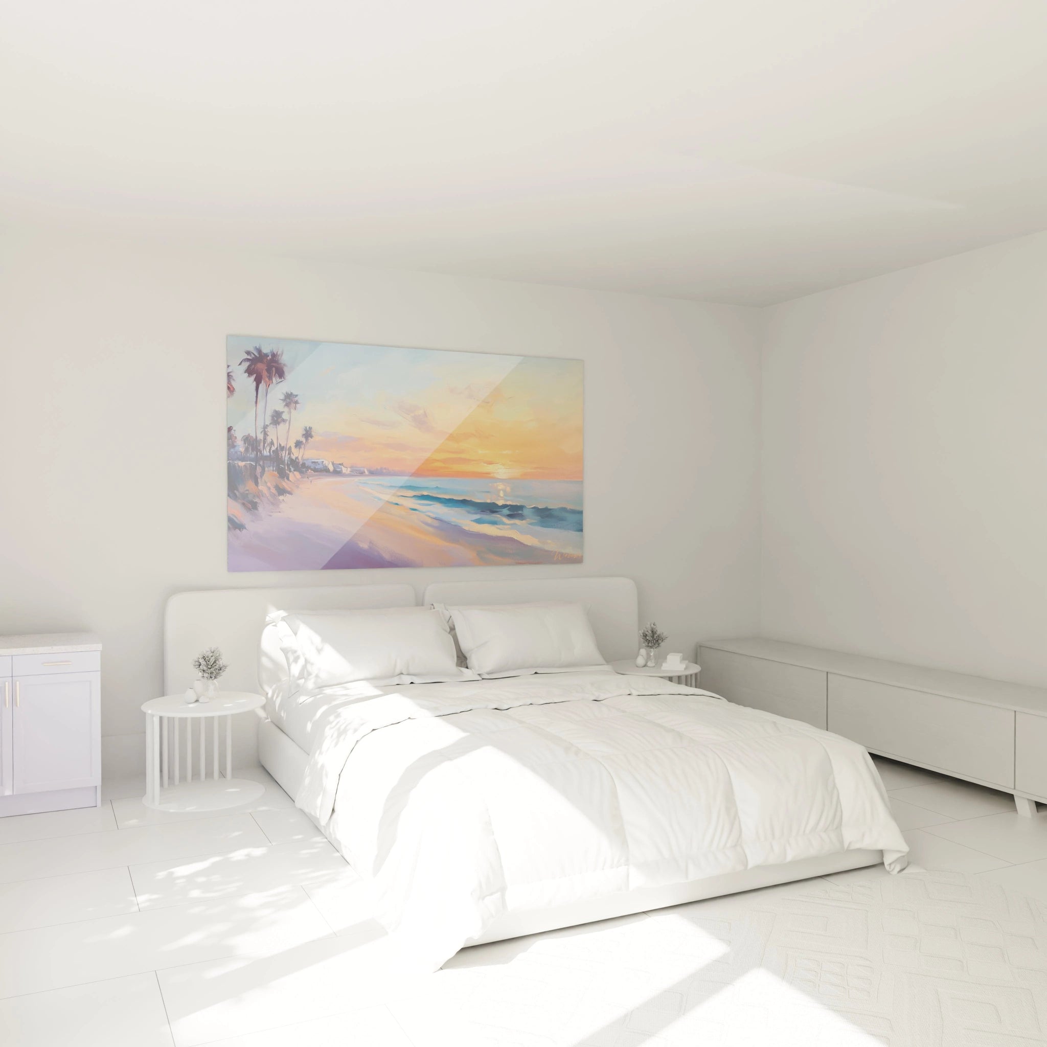 Ce tableau plage tropical capture une scène côtière au crépuscule, mettant en vedette des palmiers sombres contre un ciel flamboyant aux nuances d'orange vif, de bleu profond et de violet pastel.