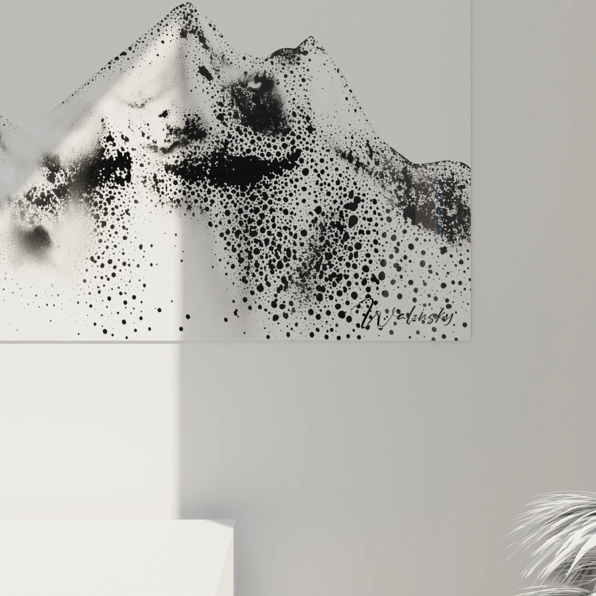 Tableau tacheté noir et blanc de montagnes par Walensky, idéal pour une décoration moderne
