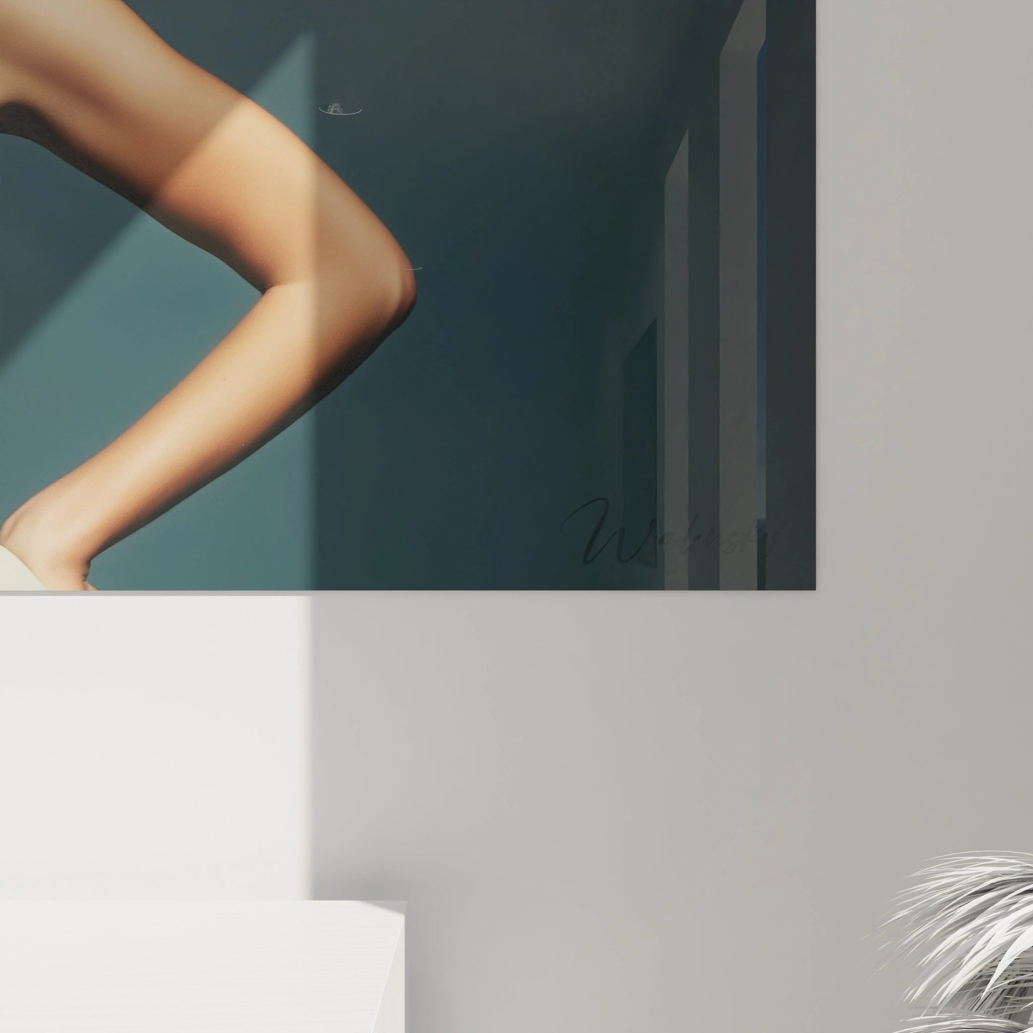 Tableau mural beauté féminine de Walensky représentant une jambe élégante et artistique