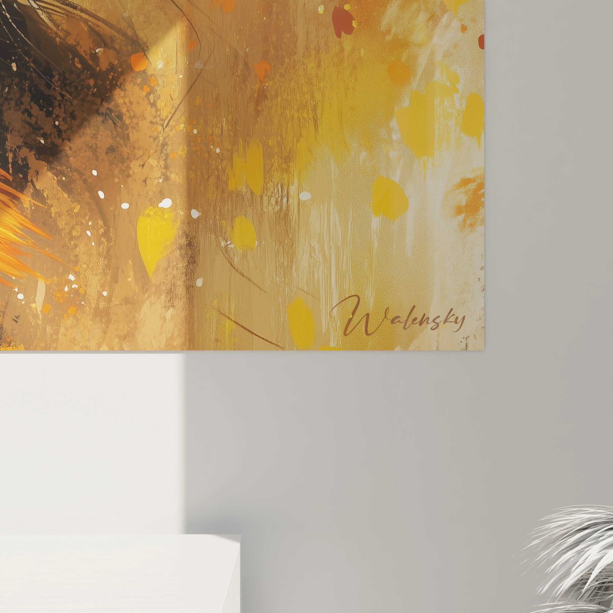 Un tableau sorcière pour enfant où une jeune sorcière est placée au centre, portant un chapeau noir et tenant un balai aux poils orange vif, sur un fond abstrait aux teintes chaudes et texturées.