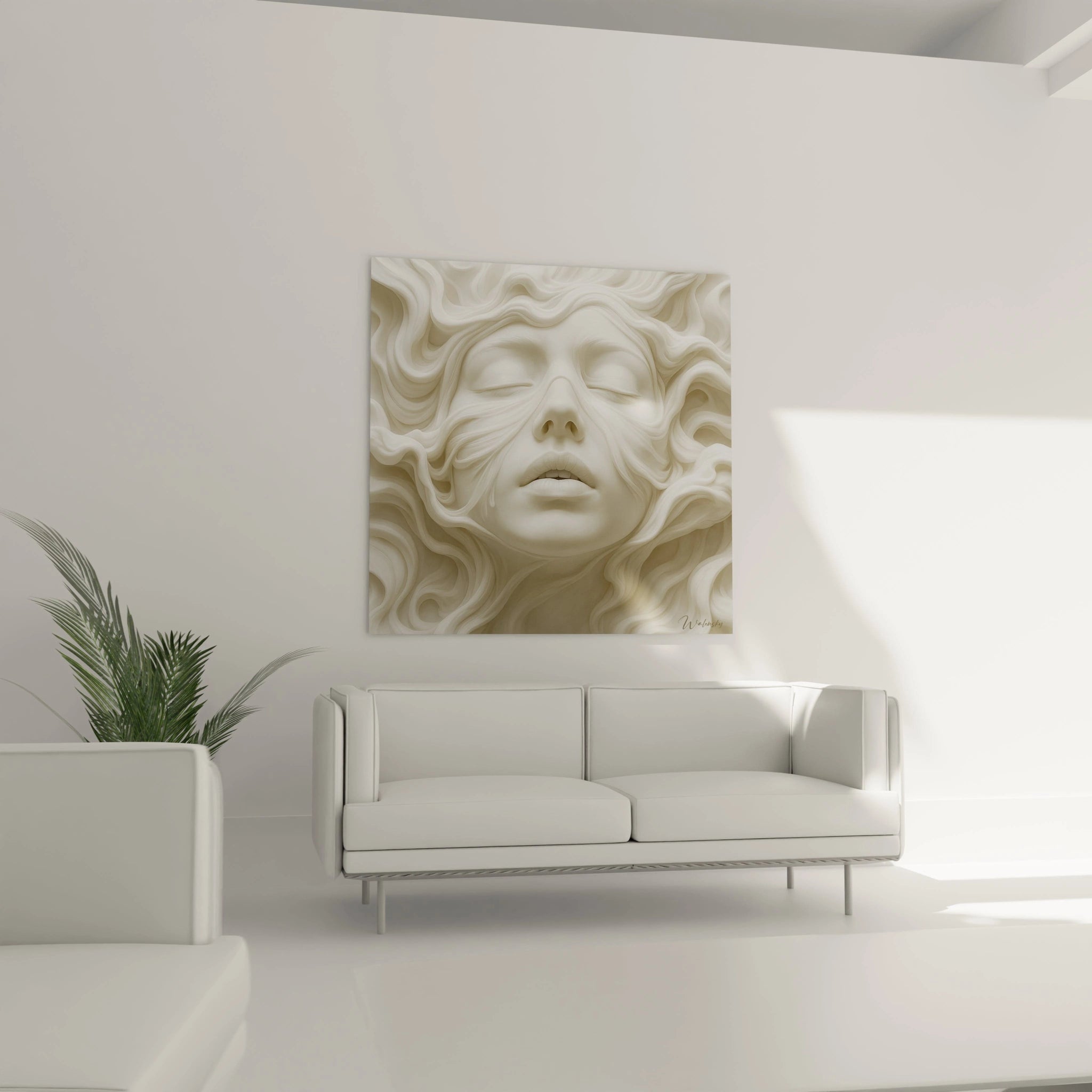 Un tableau visage sculptural blanc montrant un portrait féminin en relief aux yeux clos. Les ondulations fluides entourant le visage créent une impression de mouvement figé dans une matière lisse et immaculée aux nuances subtiles de blanc et beige.