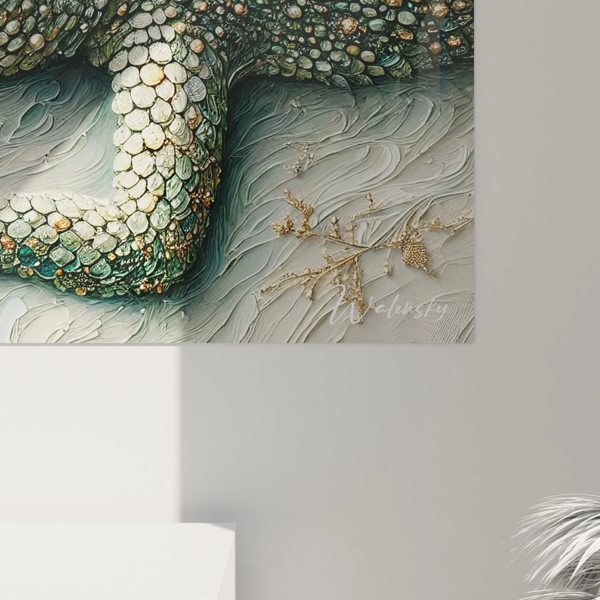 Decouvrez de pres la texture remarquable de ce tableau crocodile. Chaque detail de la peau et les touches dorees donnent vie a cette creature ornementale dans une representation captivante.