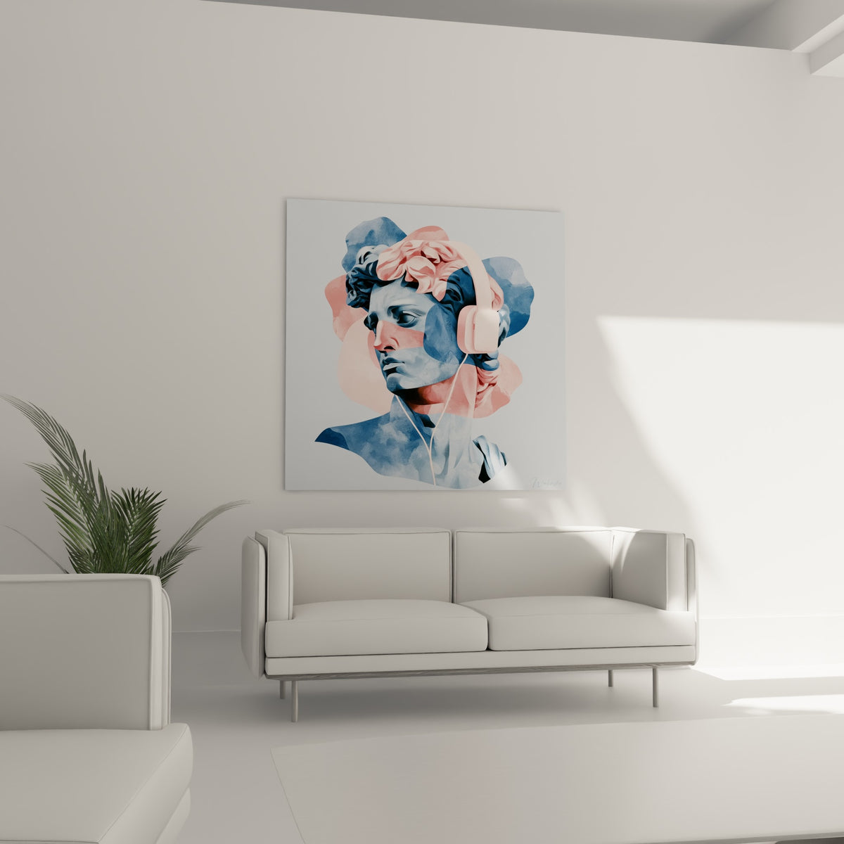 Profil classique bleu marine paré de rose tendre au-dessus d'un canapé dans un salon lumineux