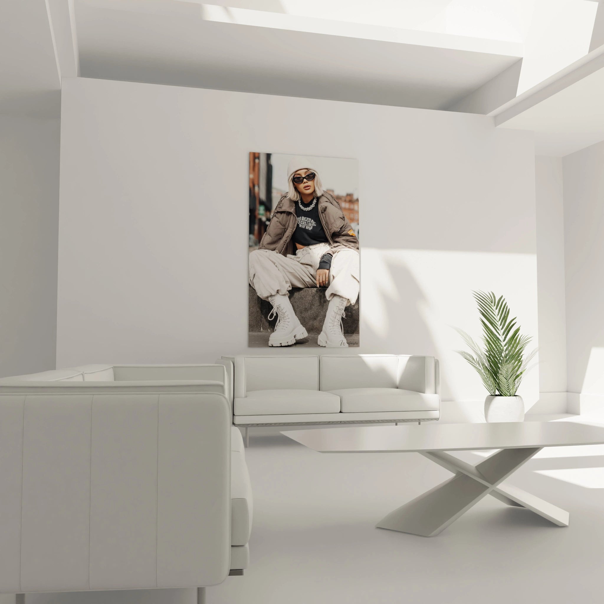 Tableau mural streetwear femme de Walensky mettant en valeur un look stylé dans un intérieur moderne