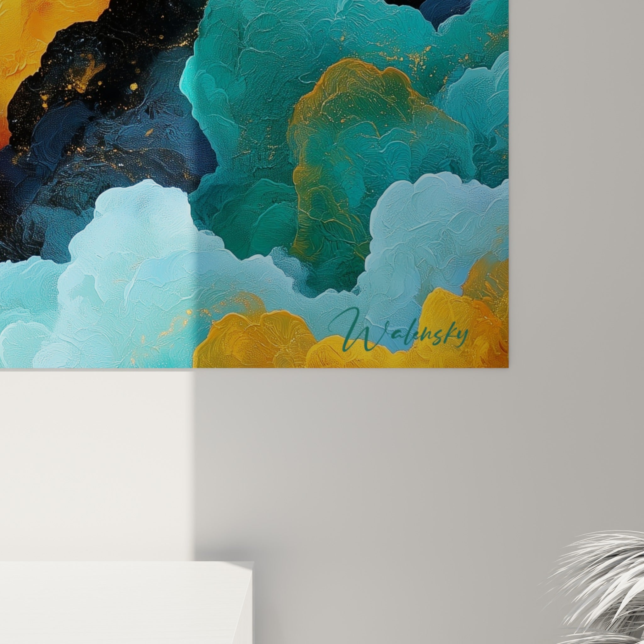 Empâtements et coulures dorées visibles de près sur ce tableau style Peinture abstrait aux nuances turquoise et anthracite