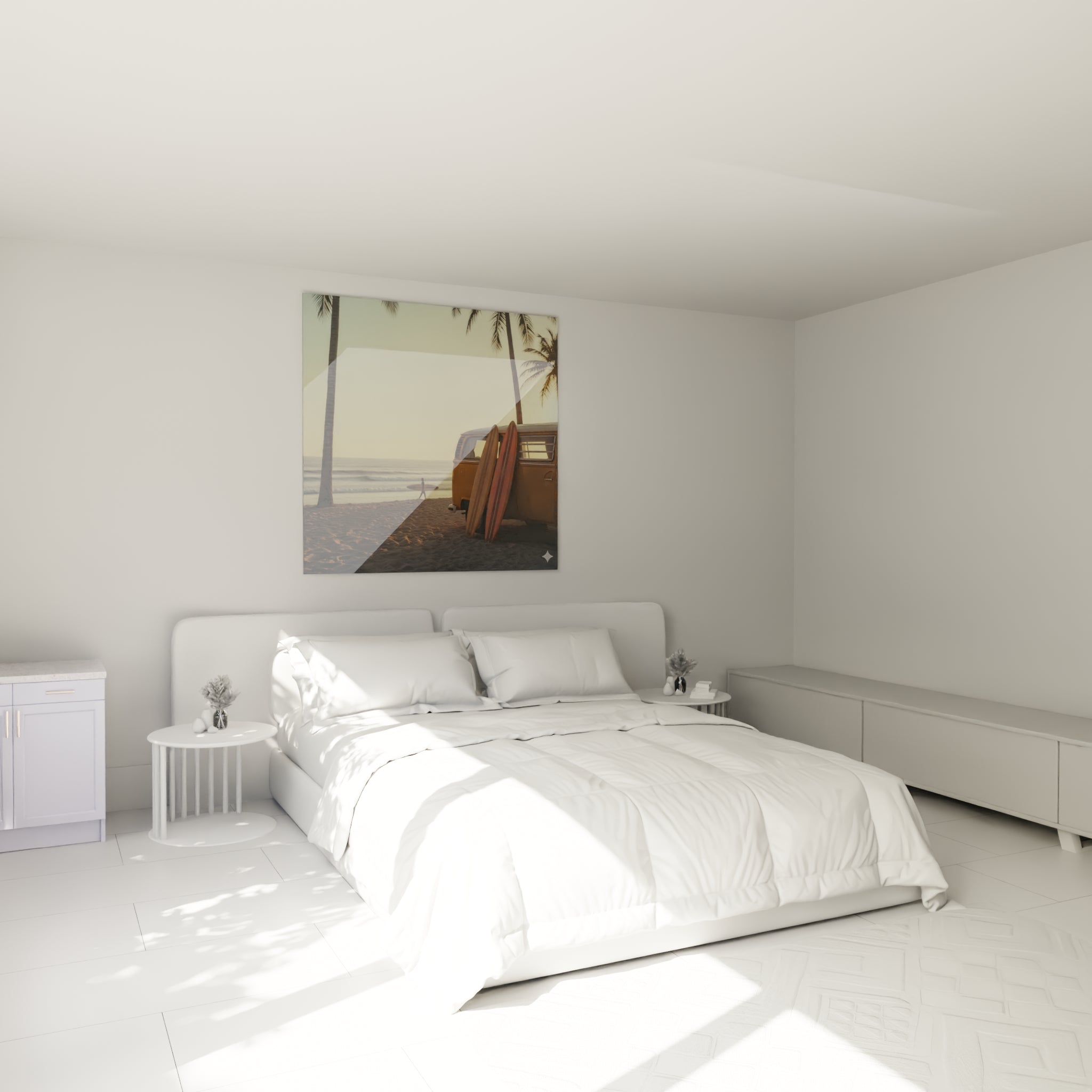 Fourgon jaune et planches terracotta d'un tableau surf, au-dessus d'un lit dans une chambre claire