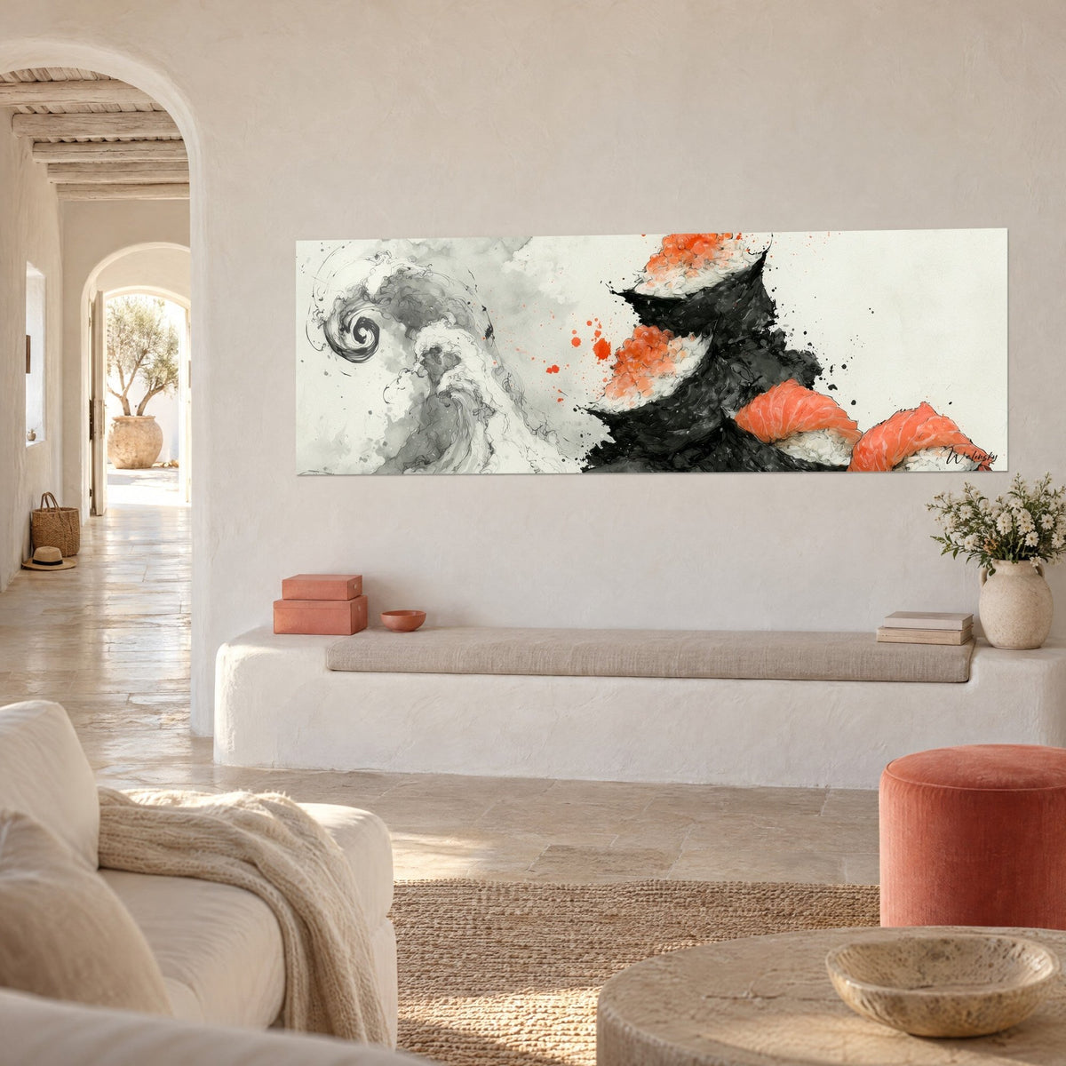 Tableau nigiri saumon et riz crème, nori noir éclaboussé, vague d'encre grise, vu de trois-quarts dans un séjour clair