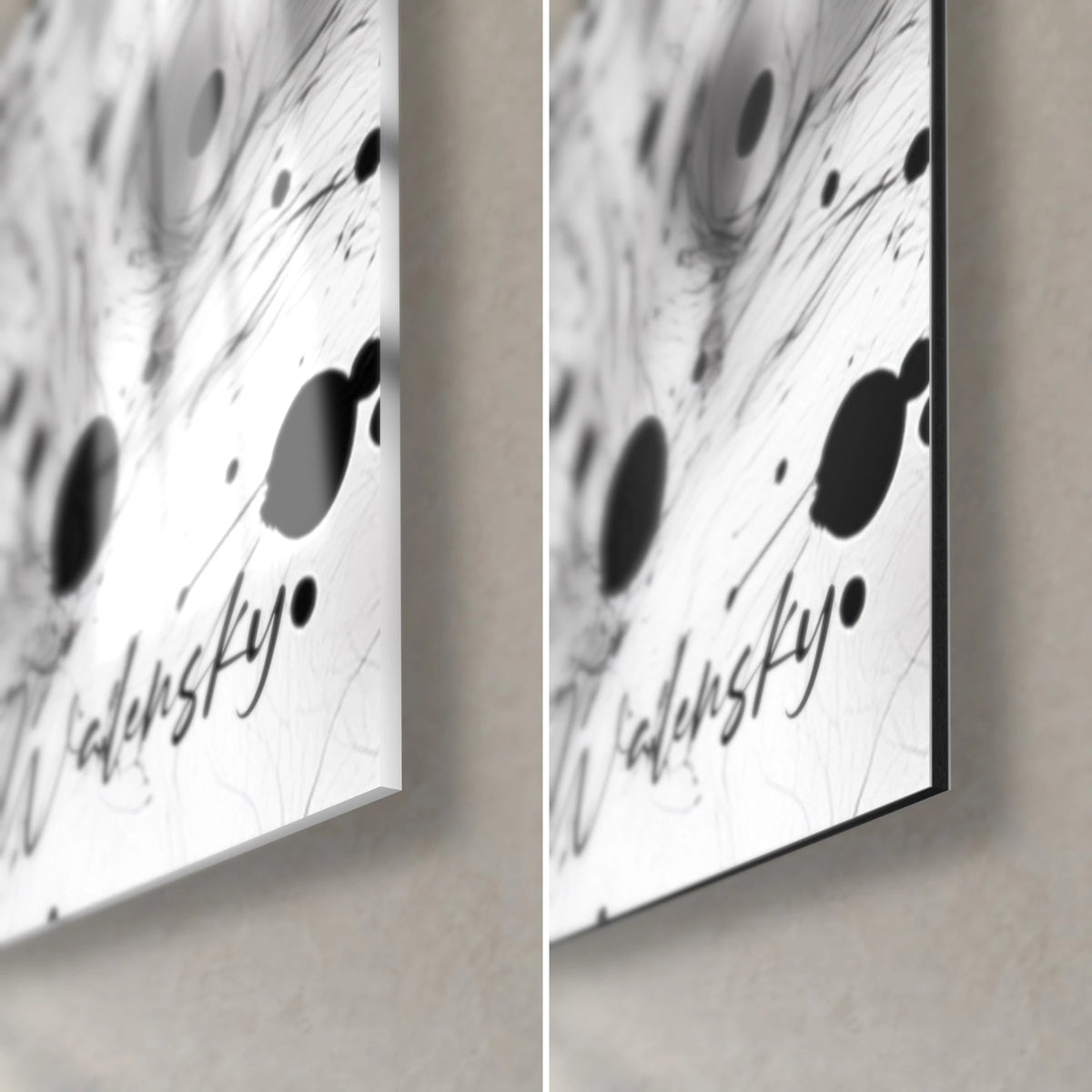 Tableau taches d'encre noires et grises, coin bas droit : verre brillant à gauche, Dibond mat à droite, tranche de 3 mm visible