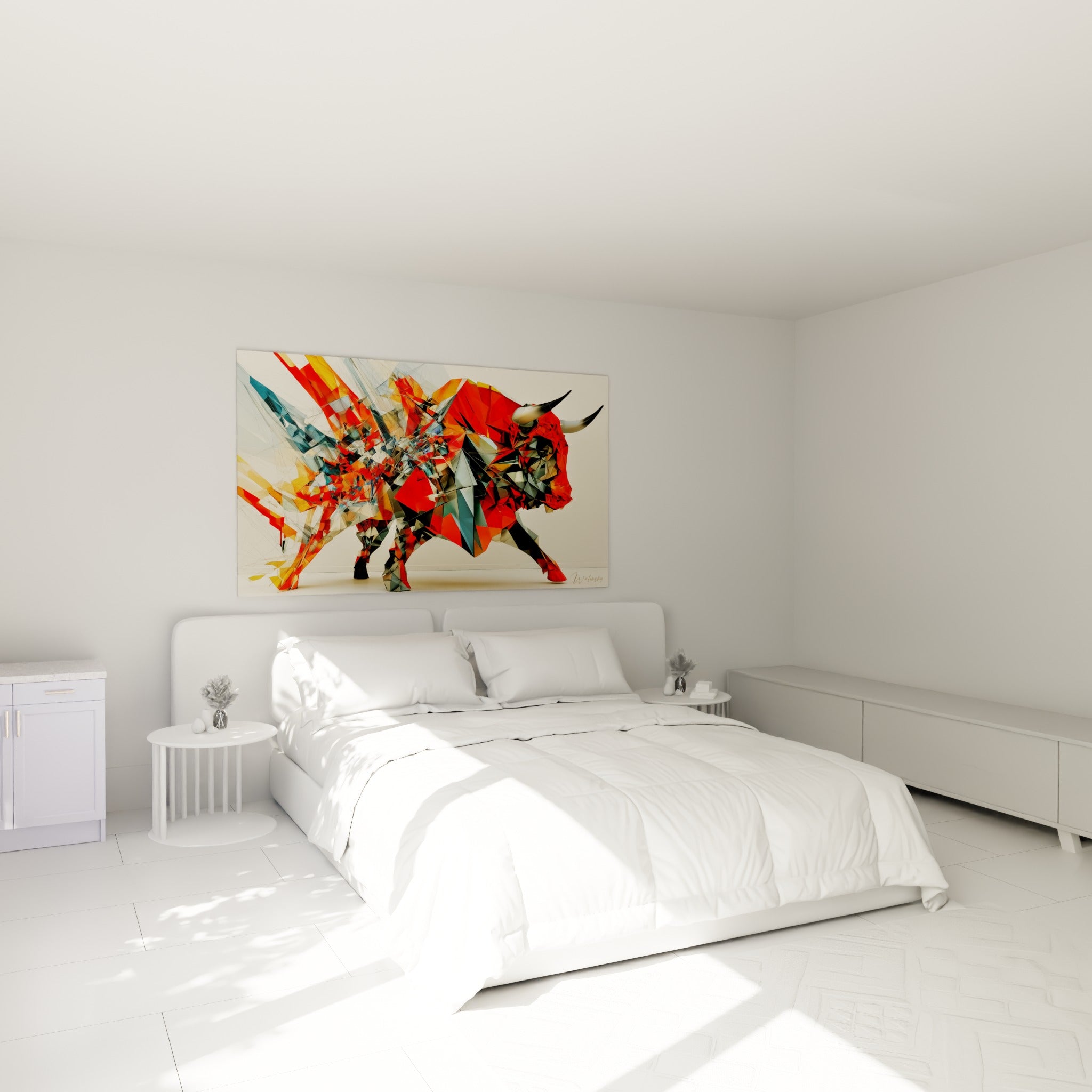 Silhouette de taureau rouge et doré aux formes éclatées, accrochée au-dessus d'un lit dans une chambre claire