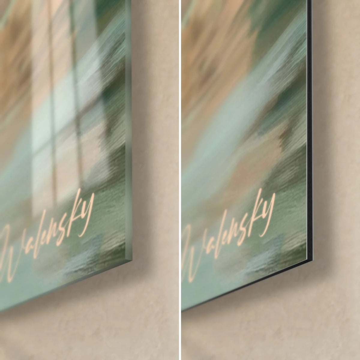 Quadro di un palazzo con colonne doriche, angolo in basso a destra: vetro lucido con riflessi verdi, Dibond nero opaco, bordo di 3 mm
