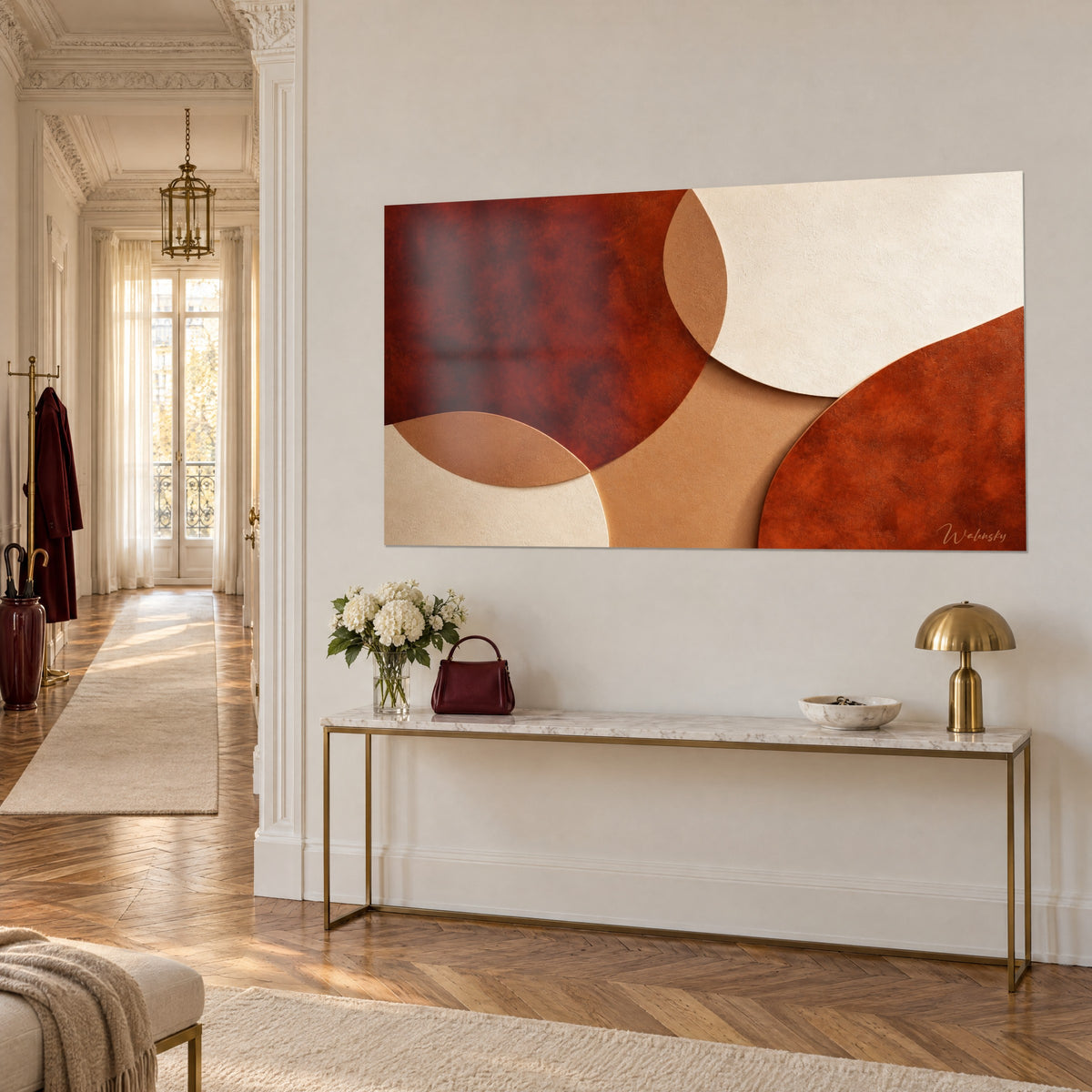 Tableau composition abstraite de cercles en papier ocre, brique et ivoire, vue de trois-quarts, au-dessus d'une console dorée