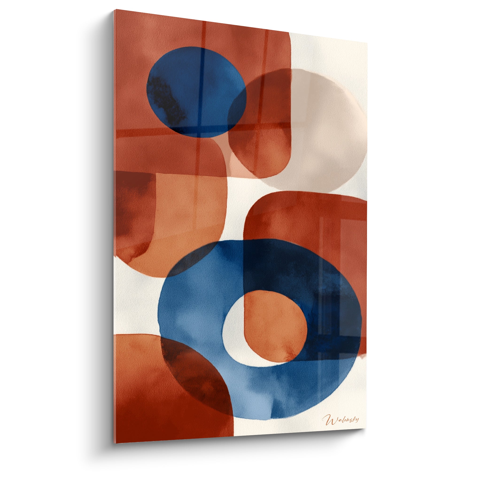 Formes rondes imbriquées en bleu marine et ocre terracotta sur fond blanc cassé, style aquarelle graphique