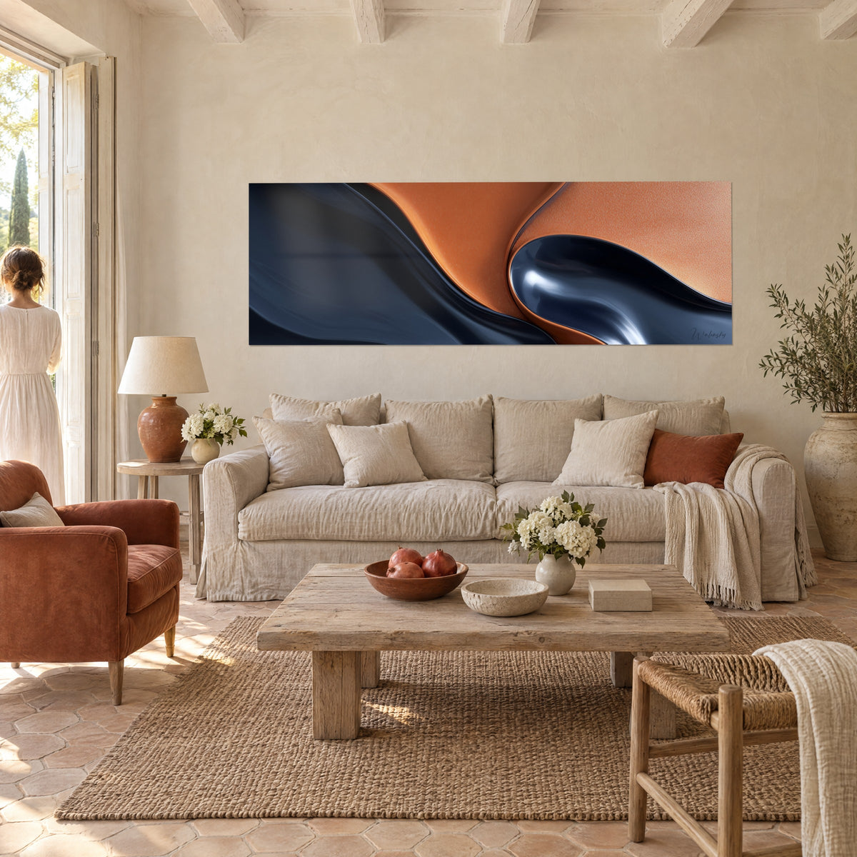 Gemälde fließende Wellen in Anthrazit und Terrakotta, glänzende Schwünge, über einem Sofa in einem hellen Wohnzimmer