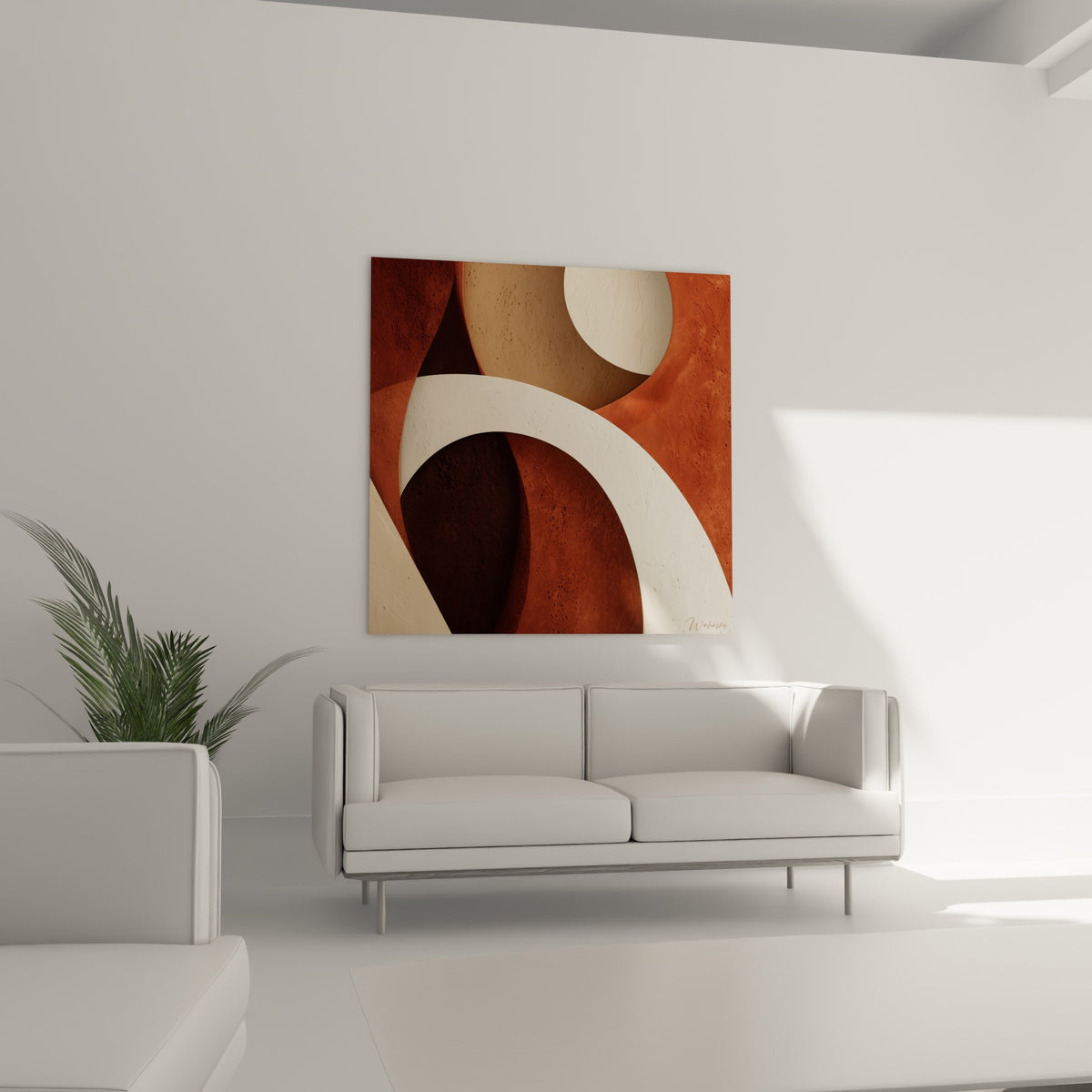 Courbes ocre et brunes du tableau Terracotta accrochées au-dessus d'un canapé dans un salon lumineux