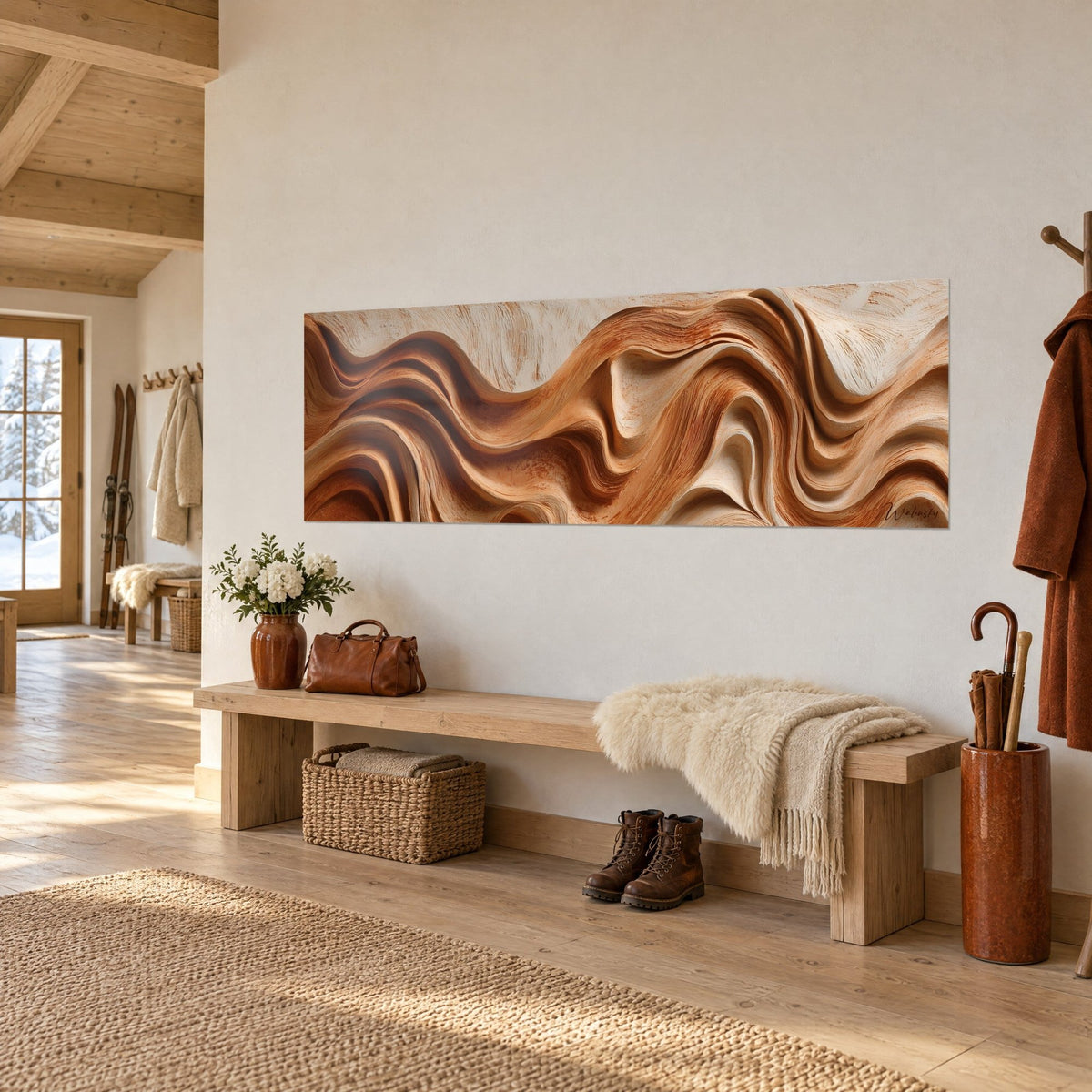 Tableau ondulations de bois poli ocre et ivoire, bandeau panoramique accroché près d'un banc, entrée de chalet