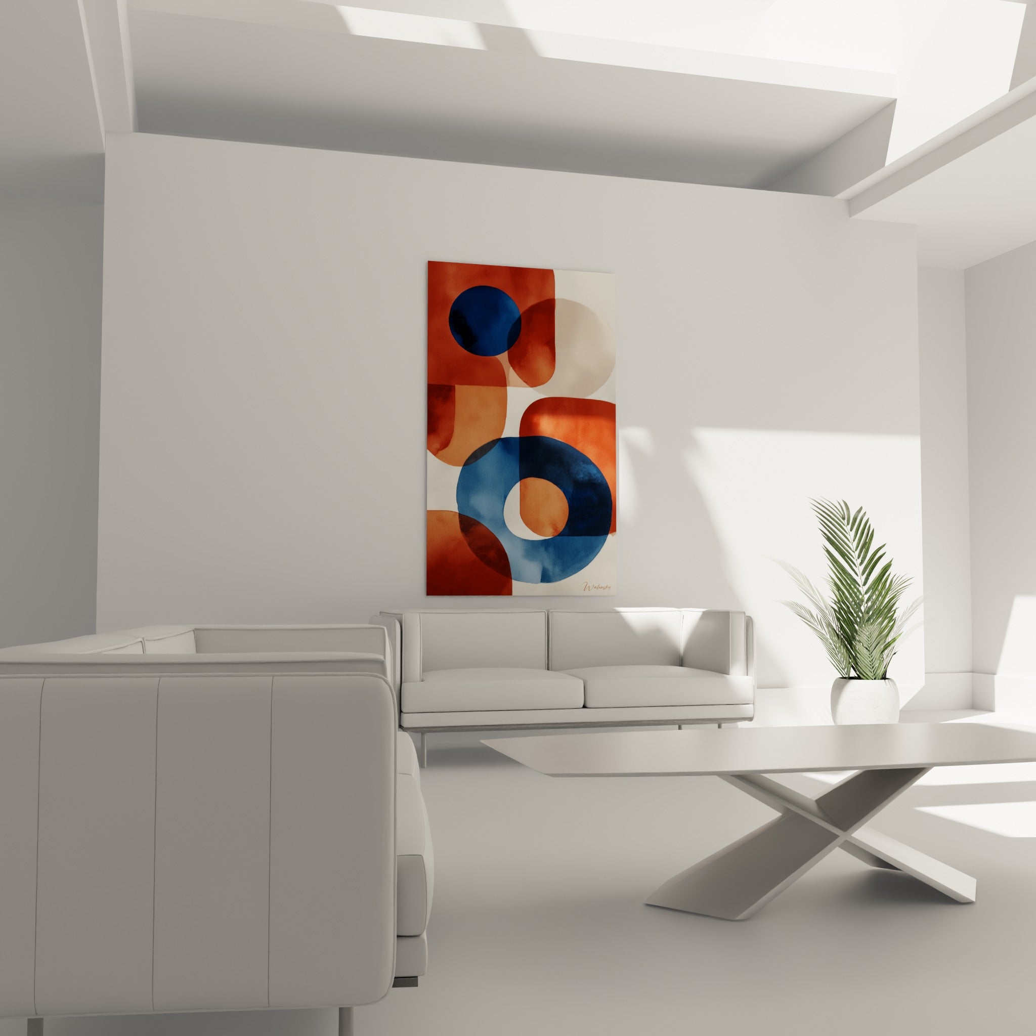 Anneaux ocre et bleu marine entrelacés dans une composition abstraite, au-dessus d'un canapé dans un salon lumineux