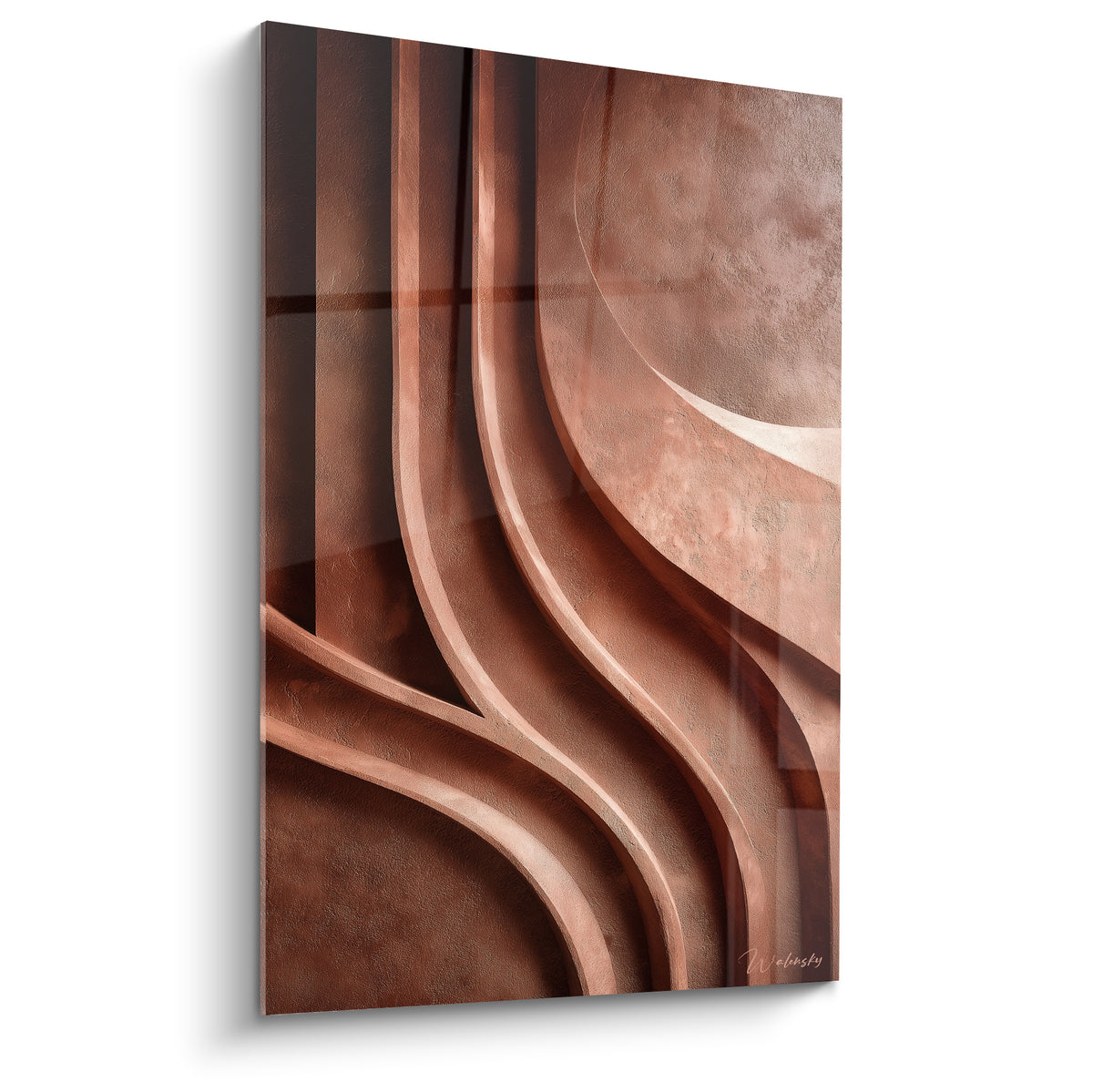 Reliefs sinueux terracotta et brun sculptés en courbes verticales sur toile texturée