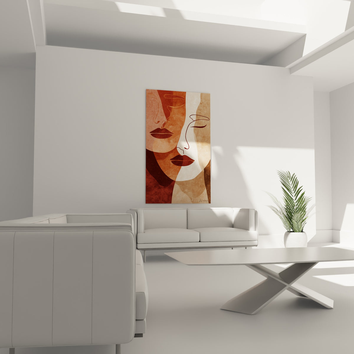 Portraits abstraits terracotta et beige aux lèvres brunes, au-dessus d'un canapé dans un salon lumineux