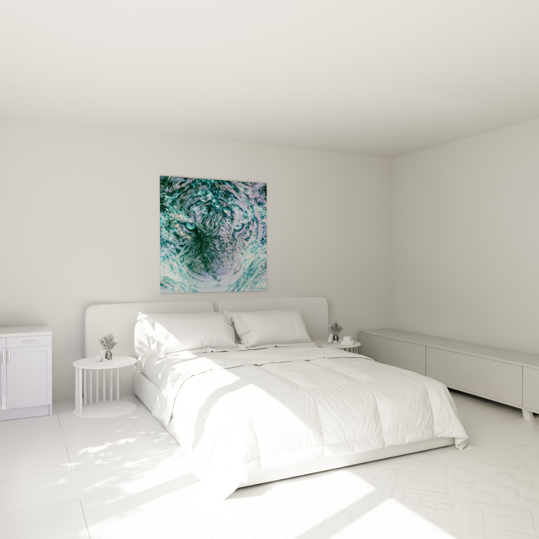Félin aux yeux bleu turquoise et reflets lavande scintillants, au-dessus d'un lit dans une chambre claire