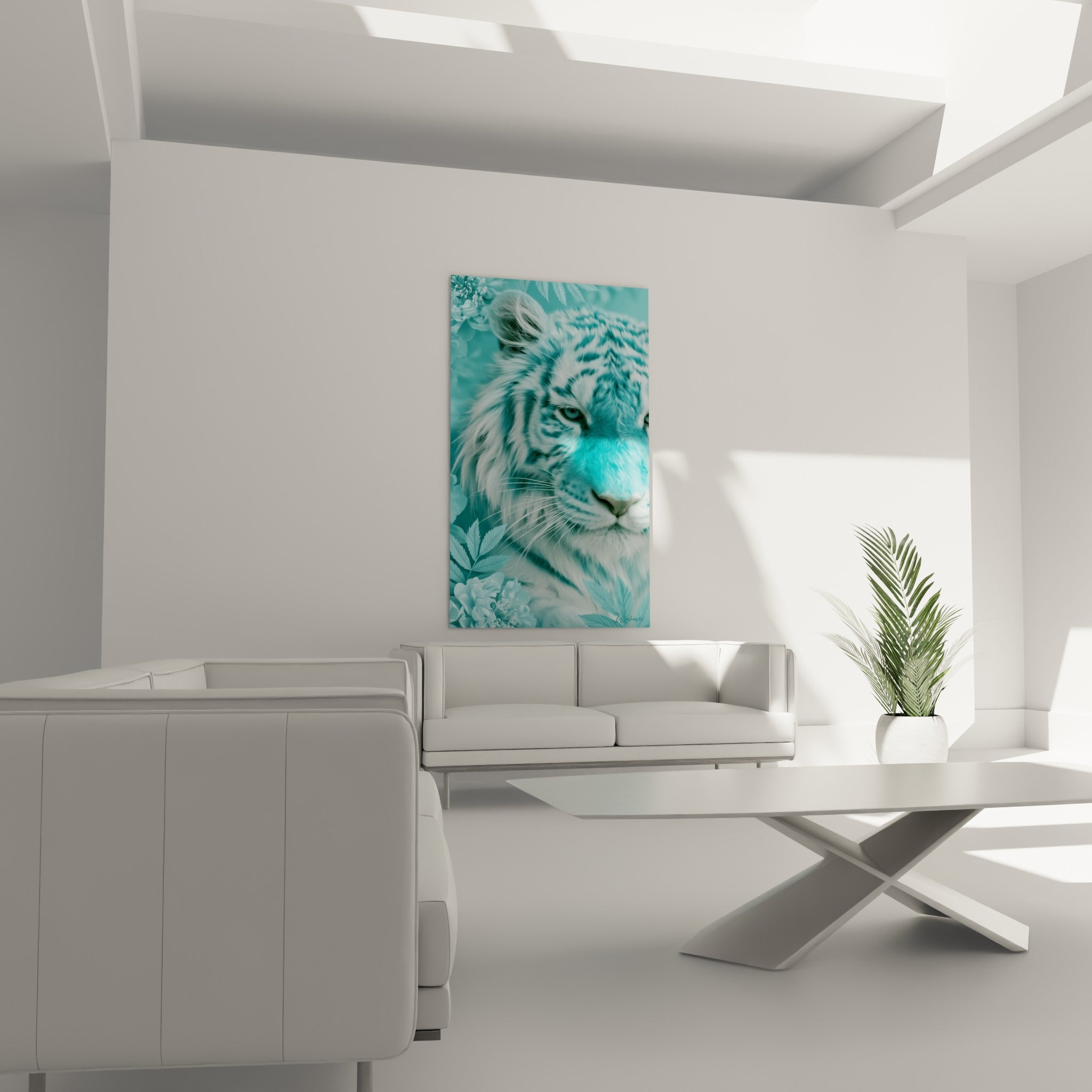 Museau félin blanc et bleu pastel installé au-dessus d'un canapé dans un salon lumineux