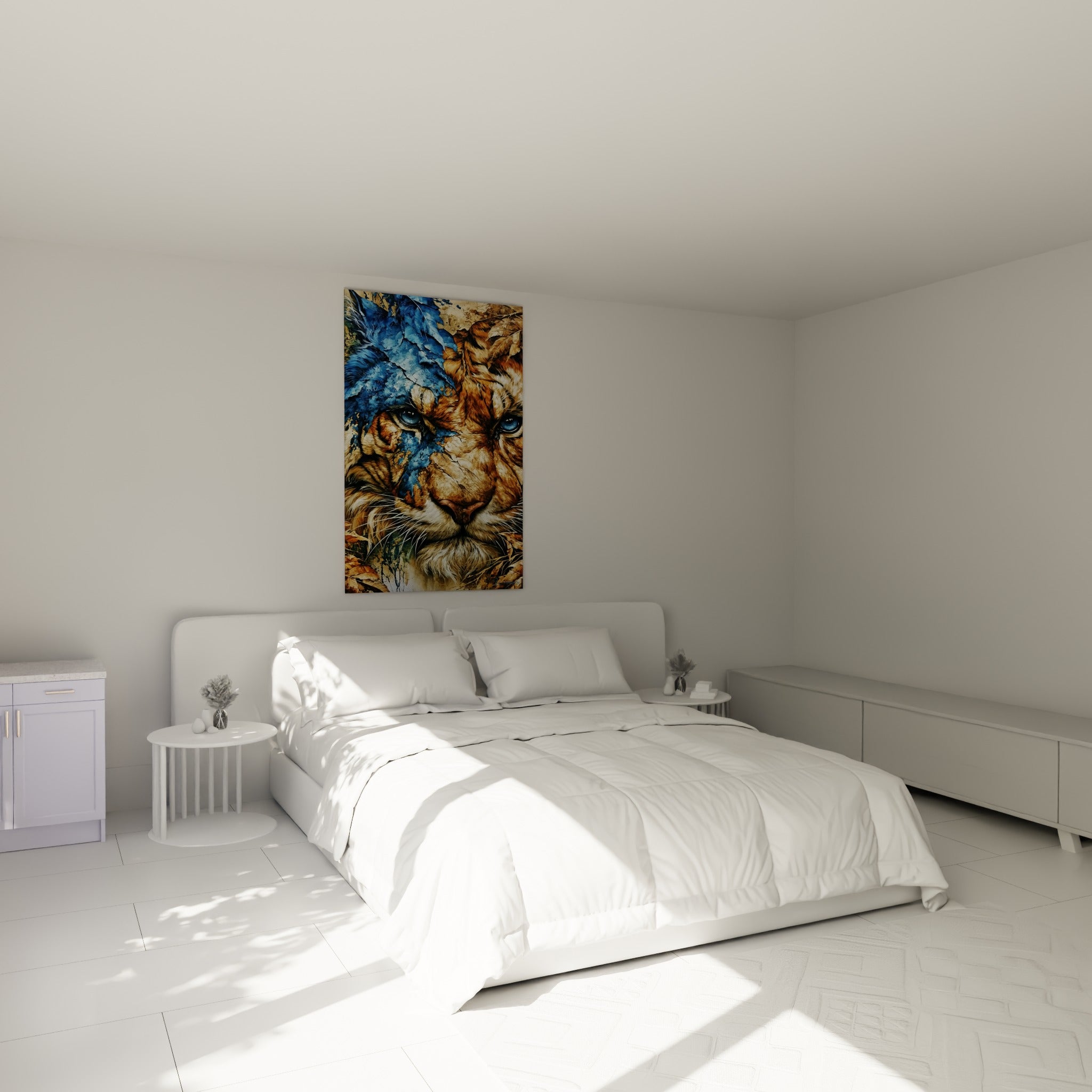 Fauve doré à la moitié fracturée bleu marine, accroché au-dessus d'un lit dans une chambre claire