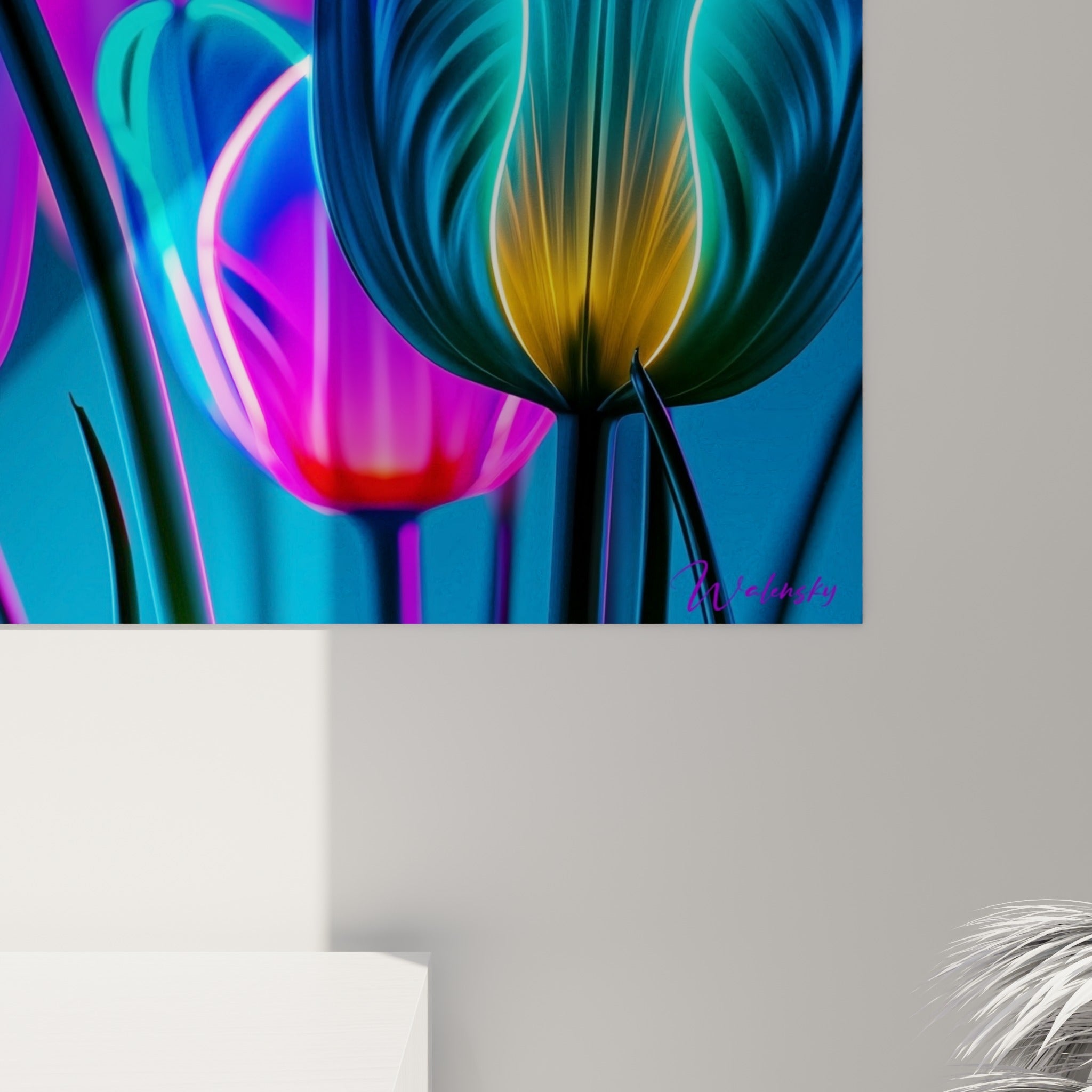 Nervures lumineuses roses et bleu turquoise traversant les pétales avec un grain fin et coloré