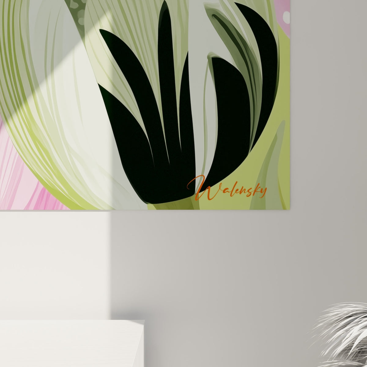 Détail des pétales orange et des pois blancs sur fond noir révélant le grain de l'impression et les contrastes