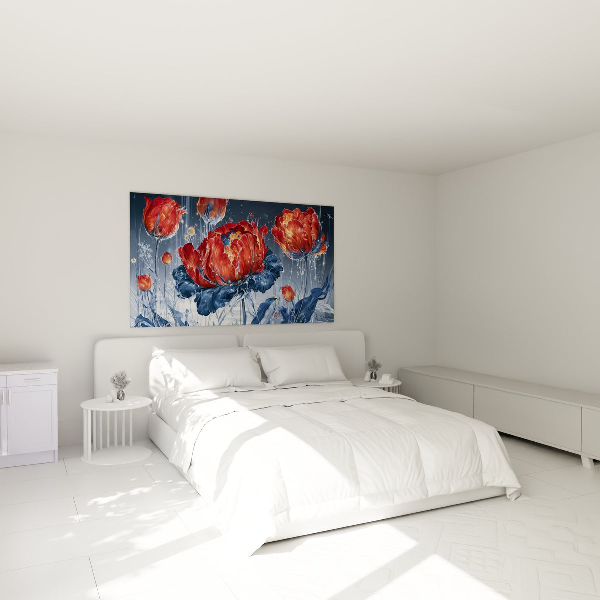 Pétales rouges et gouttes translucides ornent ce tableau tulipe, accroché au-dessus d'un lit dans une chambre claire