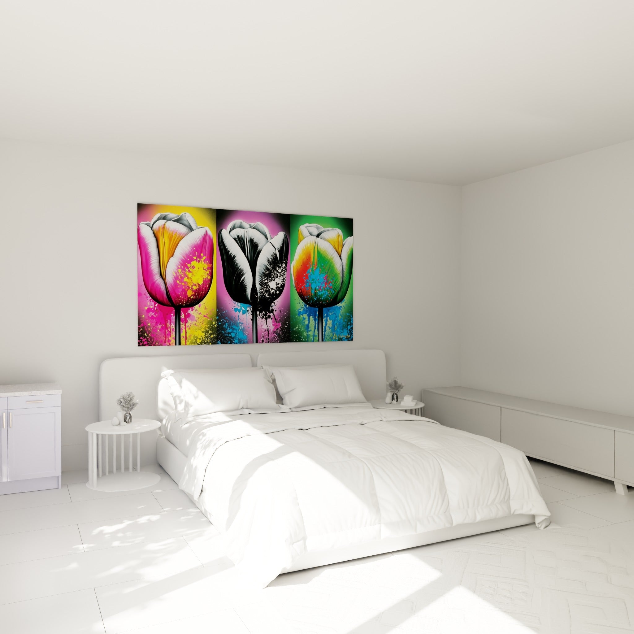 Tulipes graphiques roses et vertes éclatées de peinture, au-dessus d'un lit dans une chambre claire