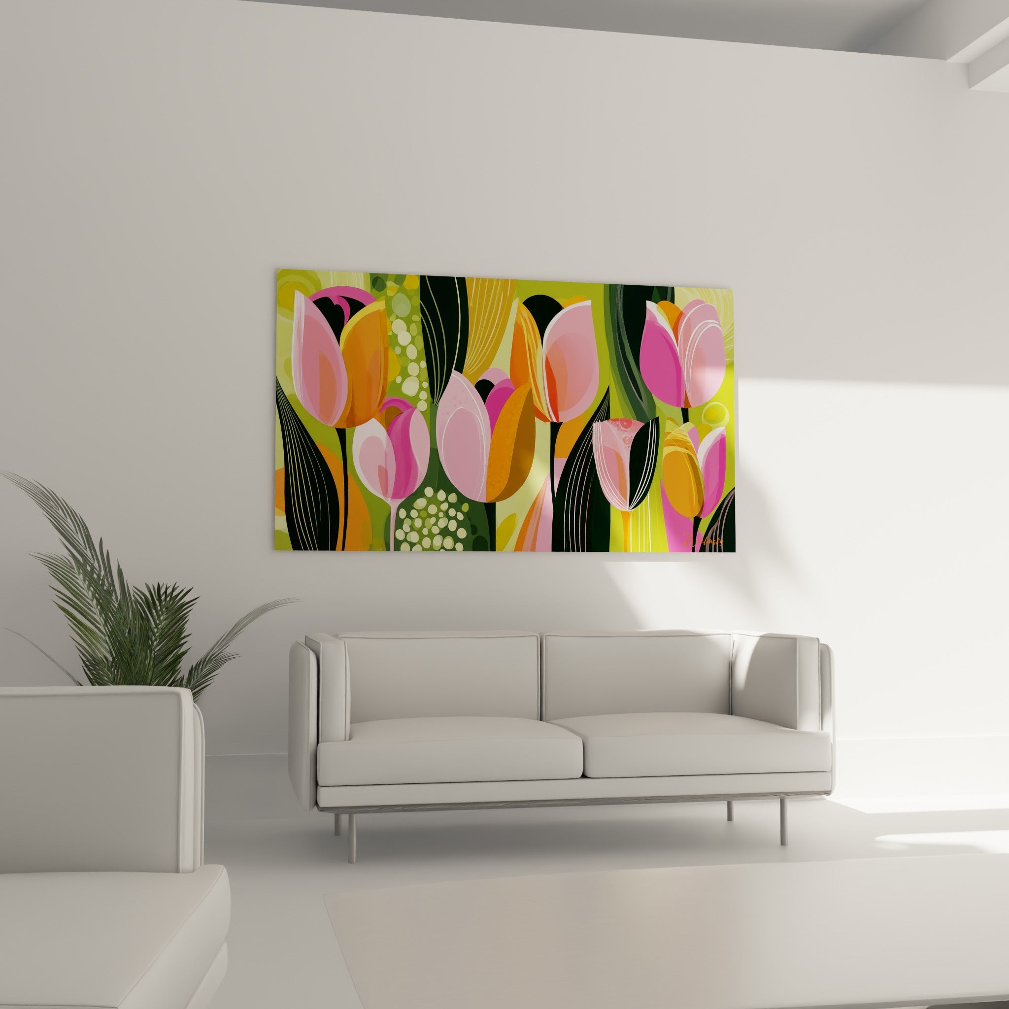 Pétales roses et orangés de tulipes graphiques, œuvre suspendue au-dessus d'un canapé dans un salon lumineux