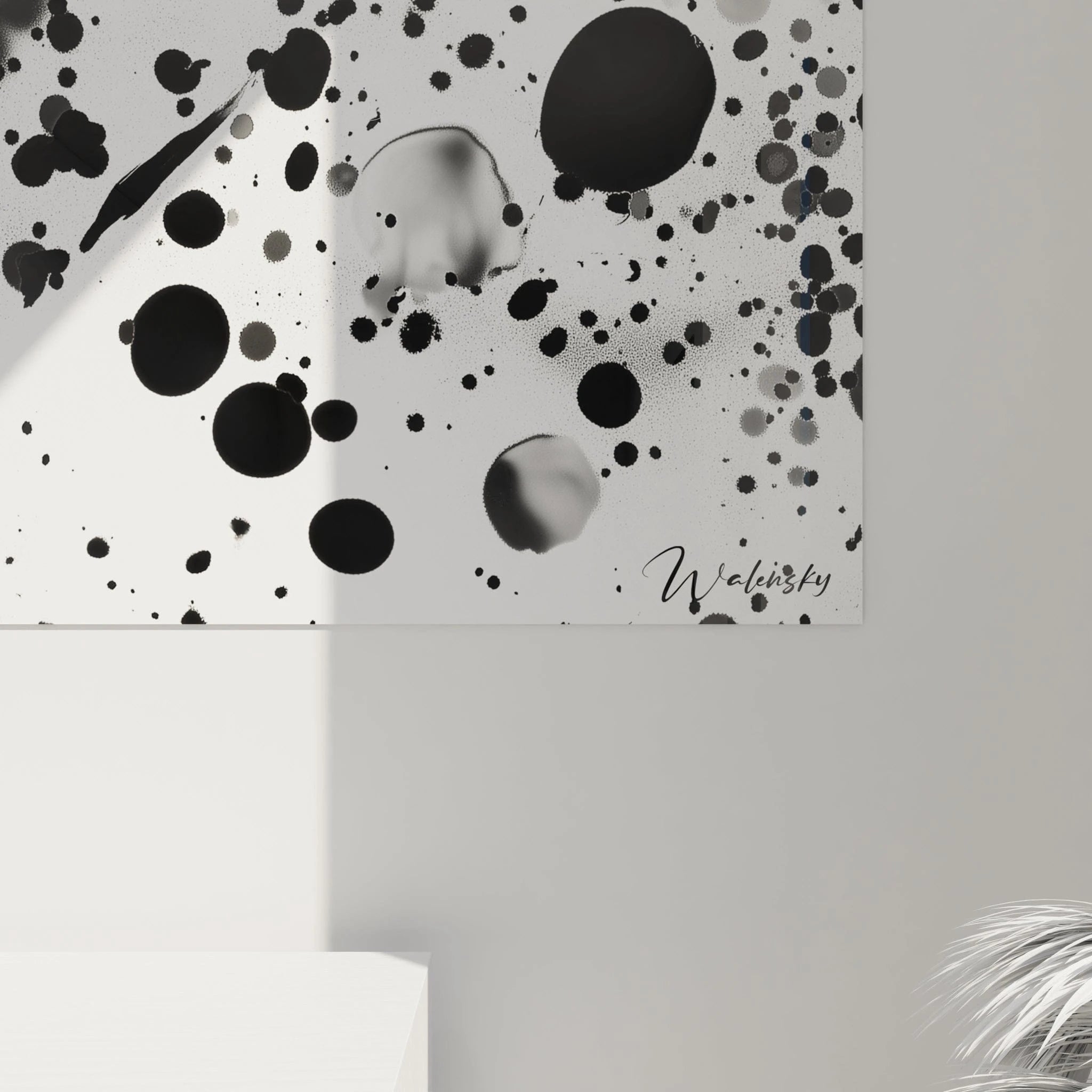 Tableau tacheté noir et blanc de Walensky avec des motifs de gouttes artistiques