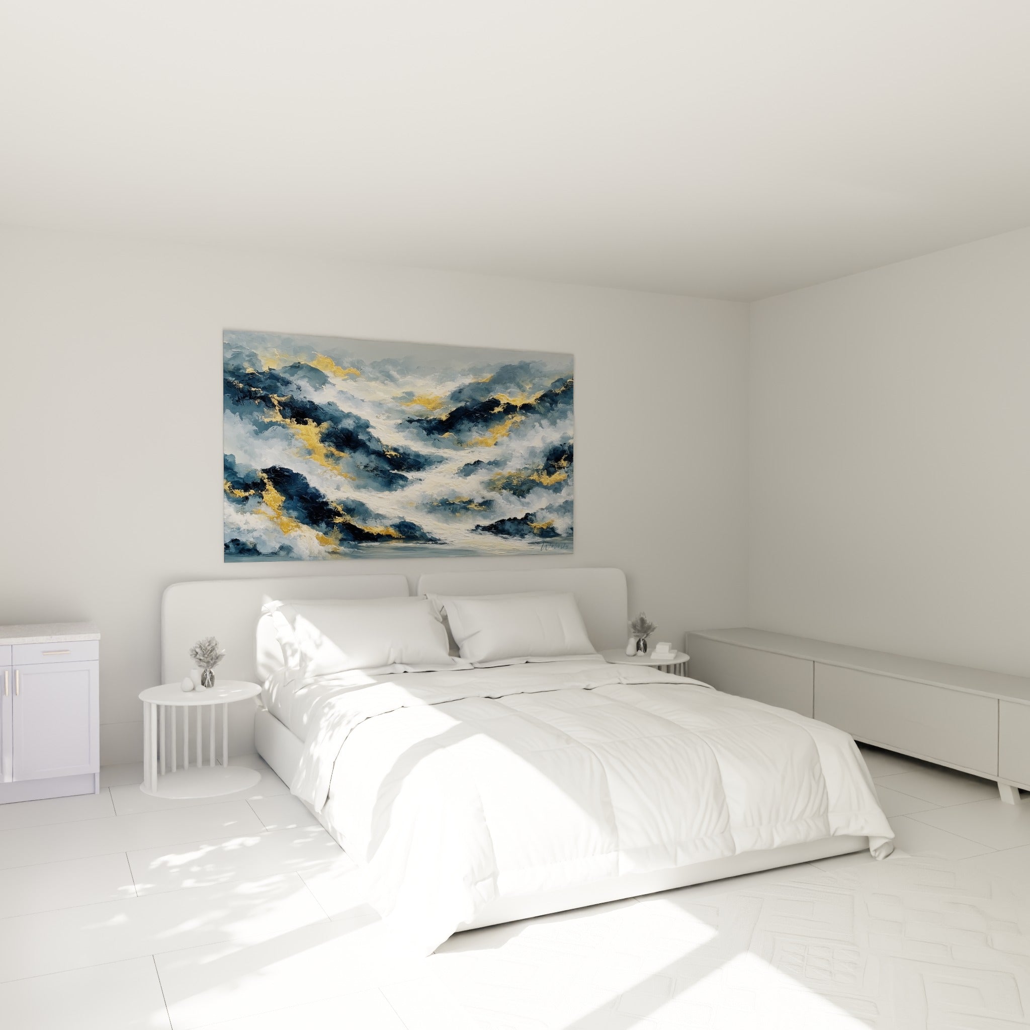 Vagues bleu marine traversées d'or, écume blanche, au-dessus d'un lit dans une chambre claire