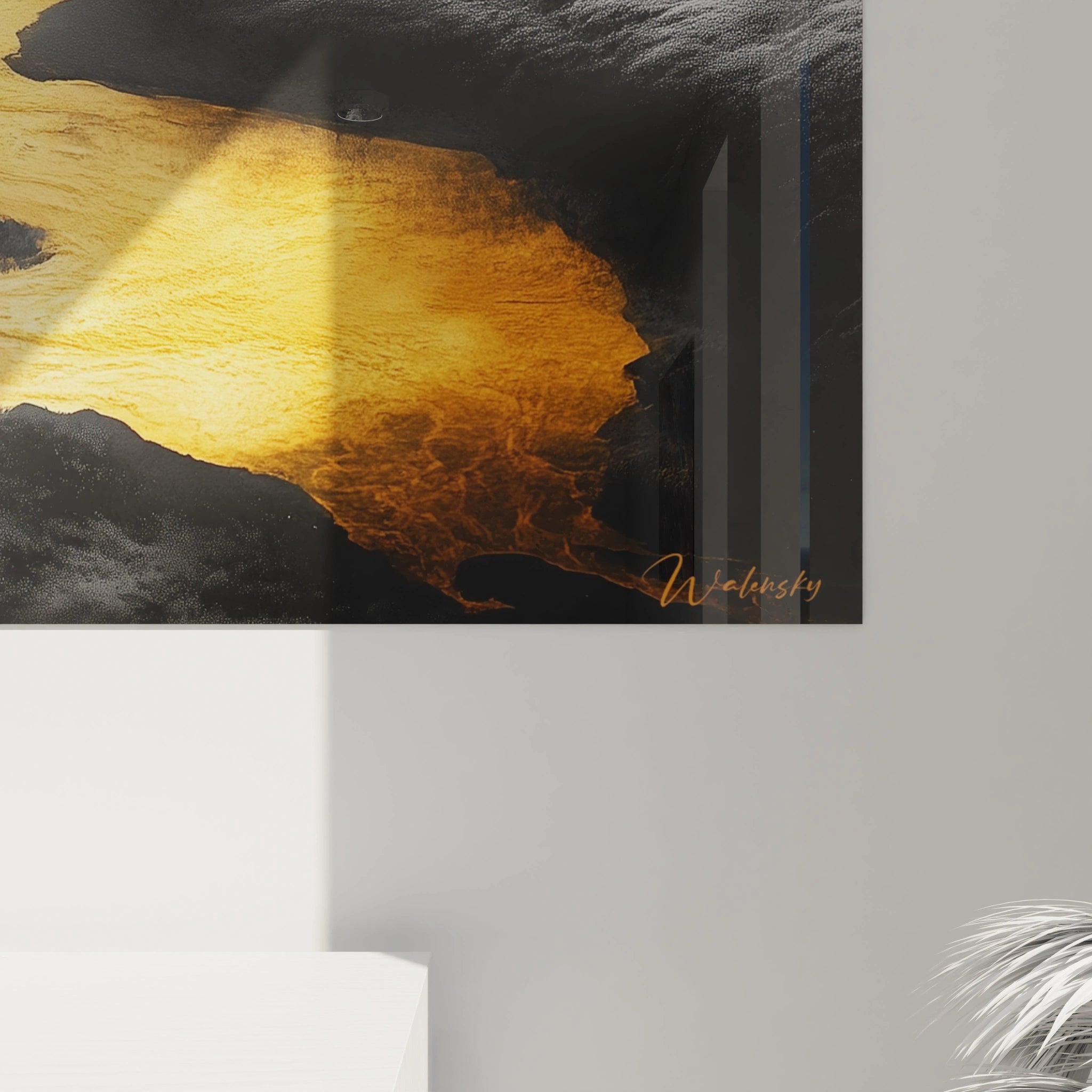 Tableau expressionniste abstrait de Walensky avec des nuances dorées et noires pour décorer votre intérieur