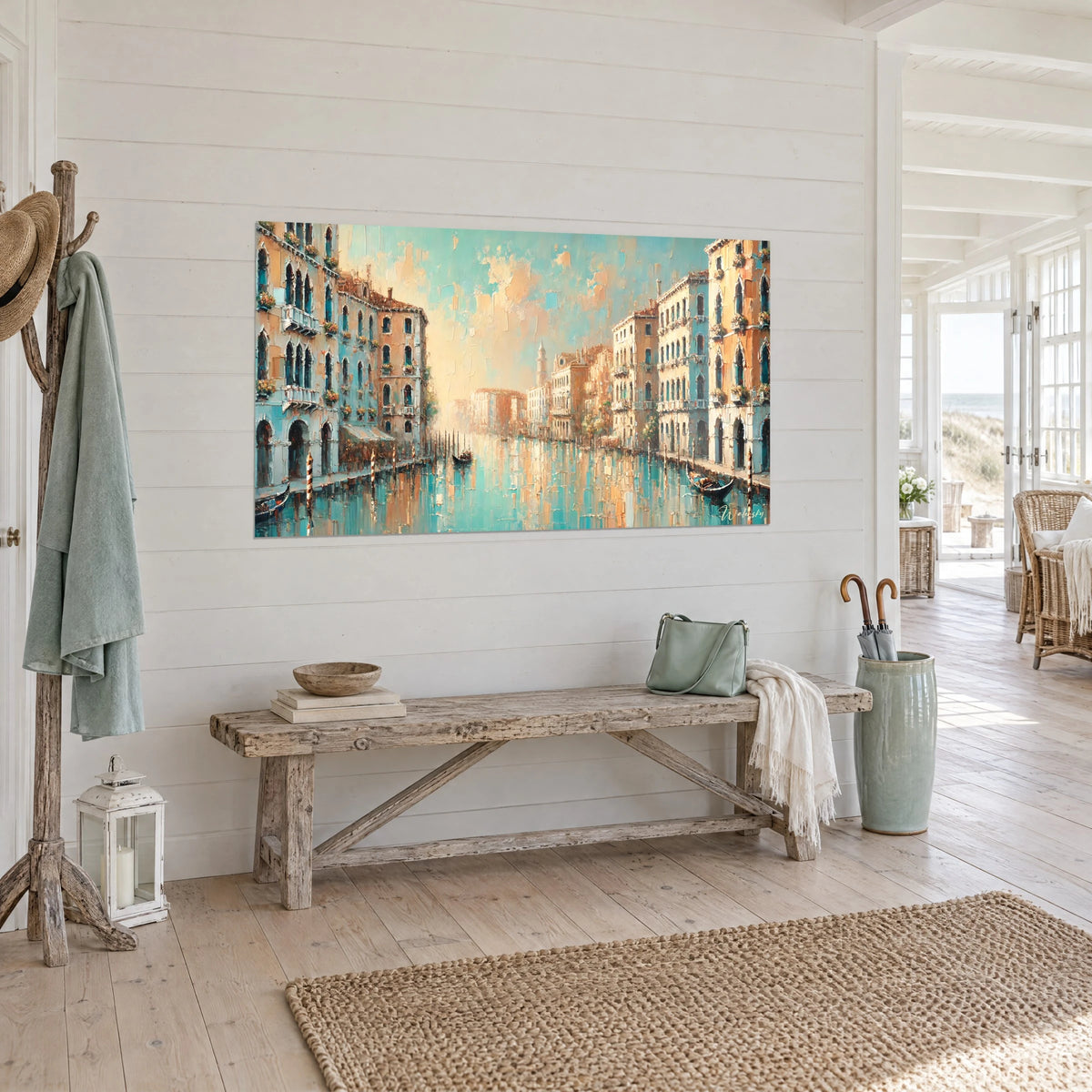 Tableau Grand Canal de Venise en peinture au couteau, ciel doré et eau turquoise, vue de trois-quarts, banc rustique en bois