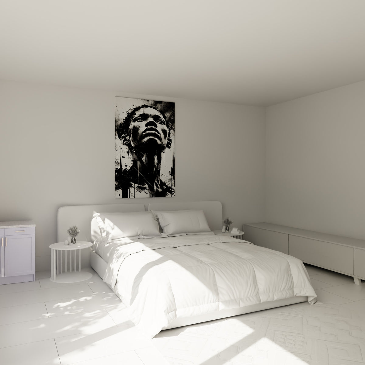Portrait abstrait aux tons noir profond et blanc cassé accroché au-dessus d'un lit dans une chambre claire