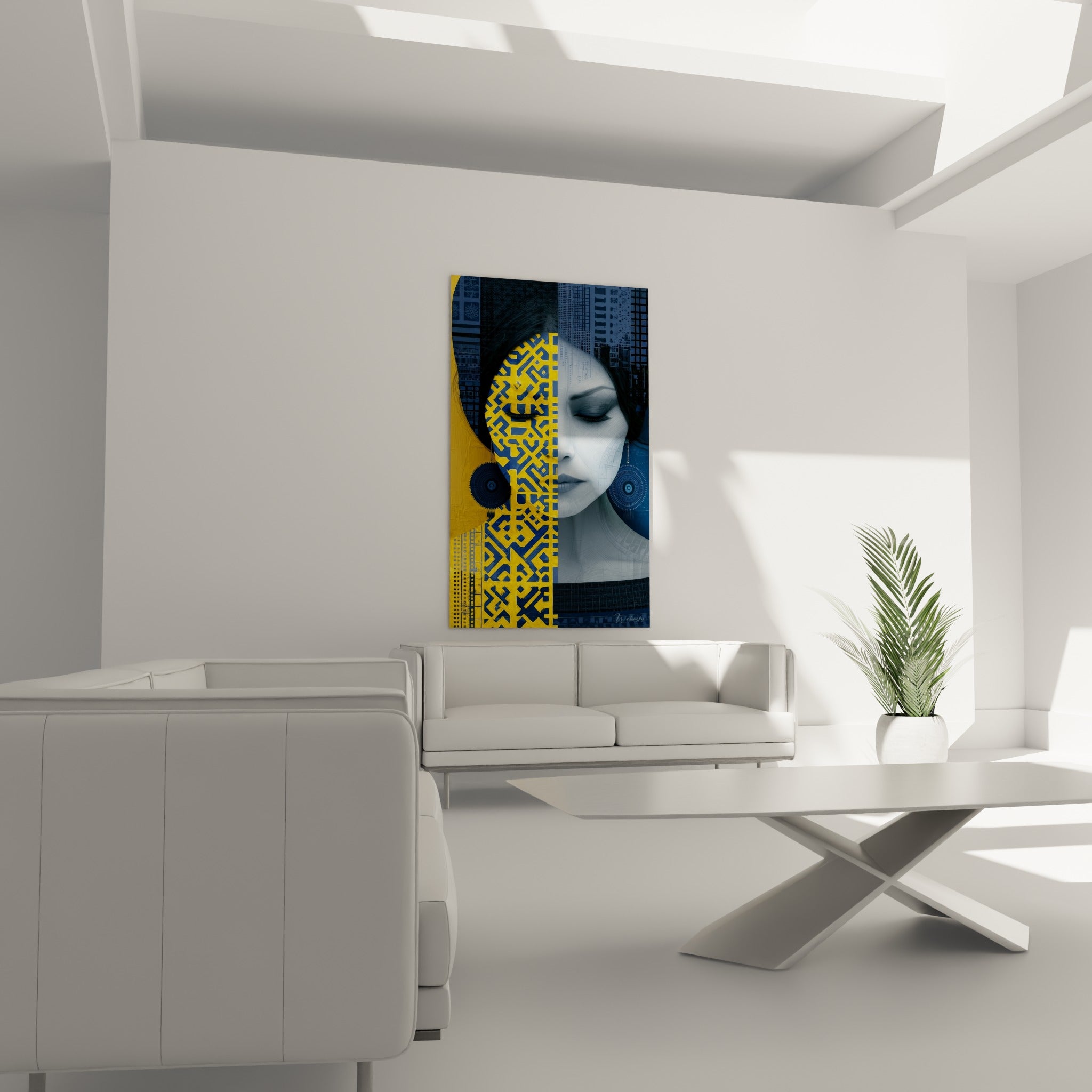 Femme au visage fractionné ocre et anthracite accrochée au-dessus d'un canapé dans un salon lumineux