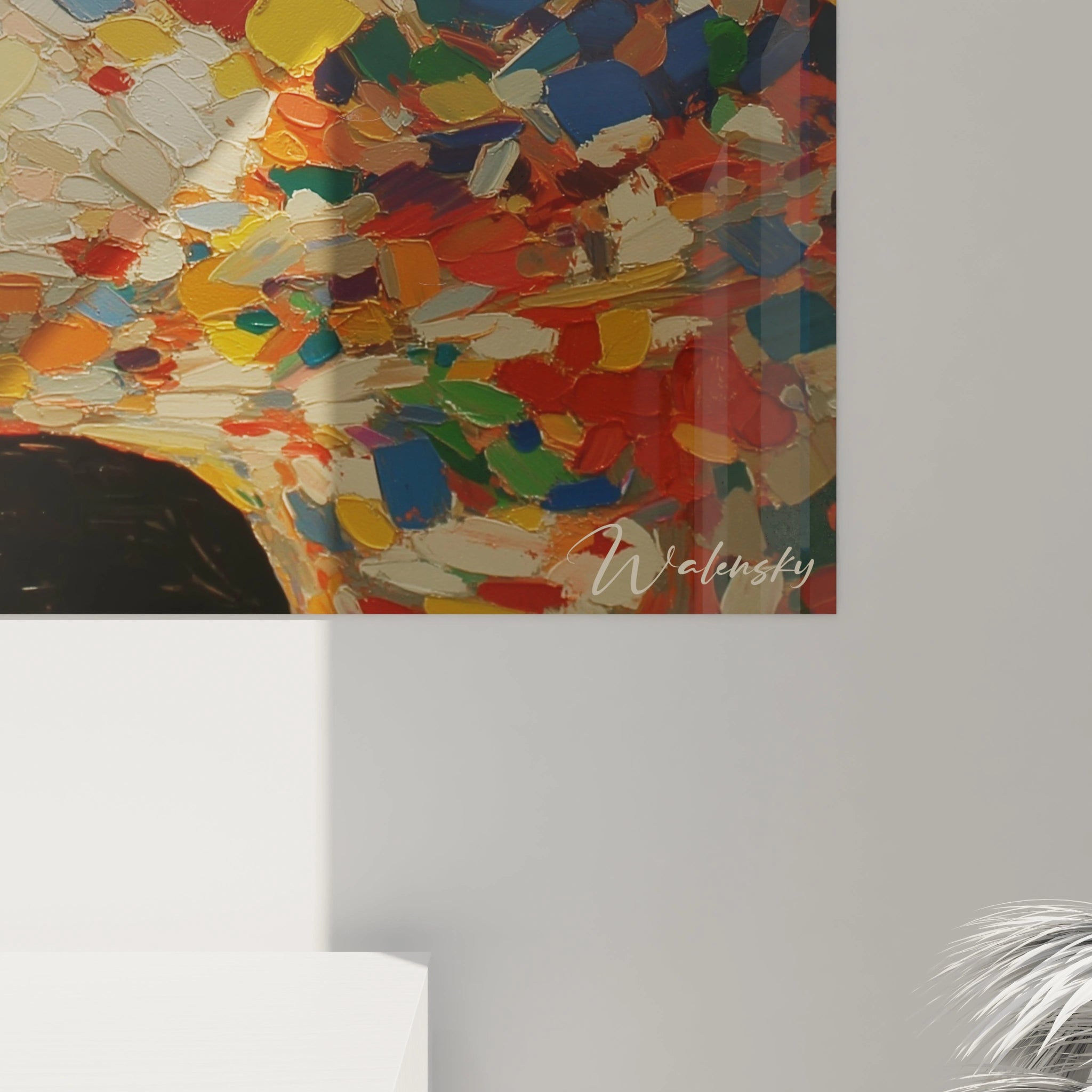 Tableau mural Walensky détail ornemental en rouge et or avec signature, tableau visage mosaïque colorée