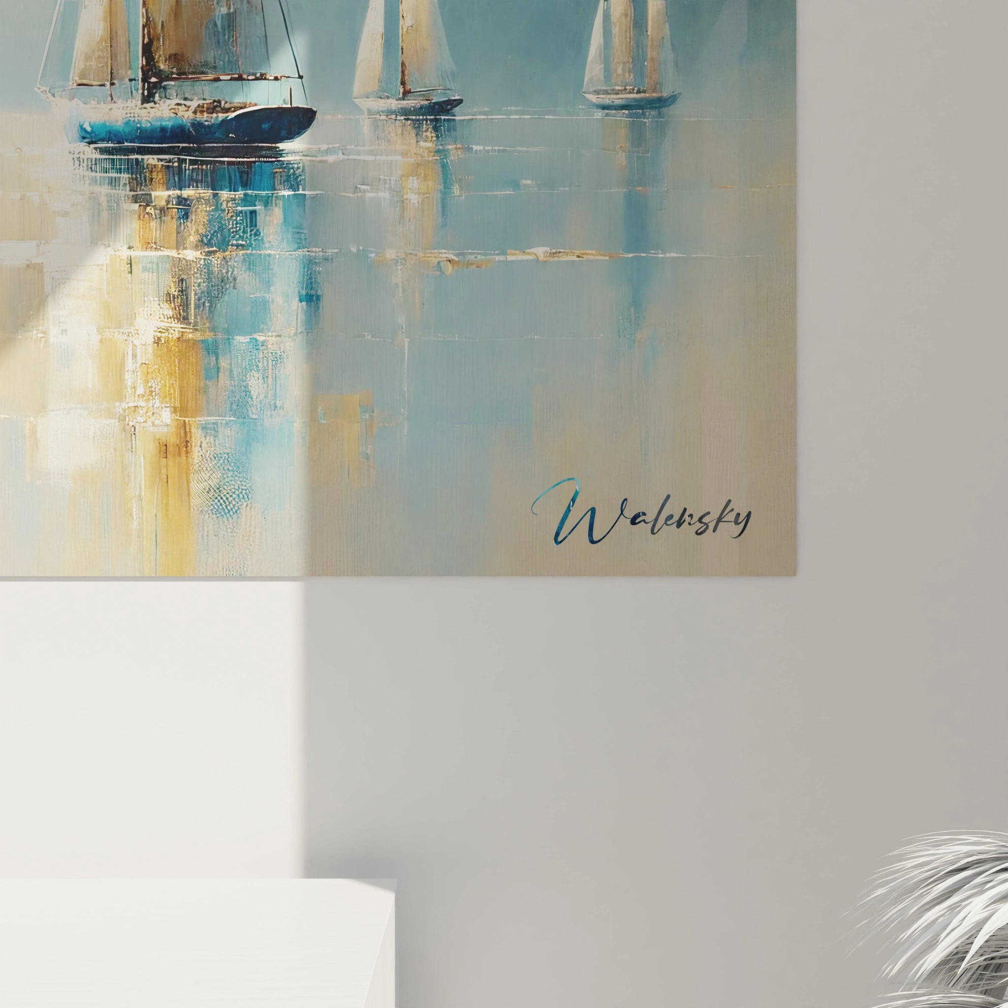 Gros plan sur les détails du tableau. Voiles texturées et reflets sur l'eau, nuances de bleu et beige. Révèle la profondeur et le réalisme de l'œuvre.