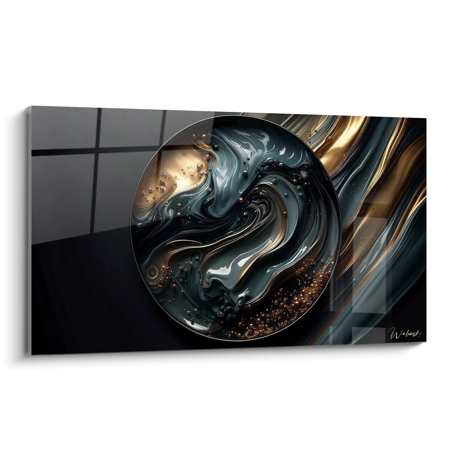 Un tableau abstrait circulaire combinant des teintes noir, doré et bleu-gris, avec des effets visuels lisses, ondulés, et des perles en relief dispersées sur la surface.