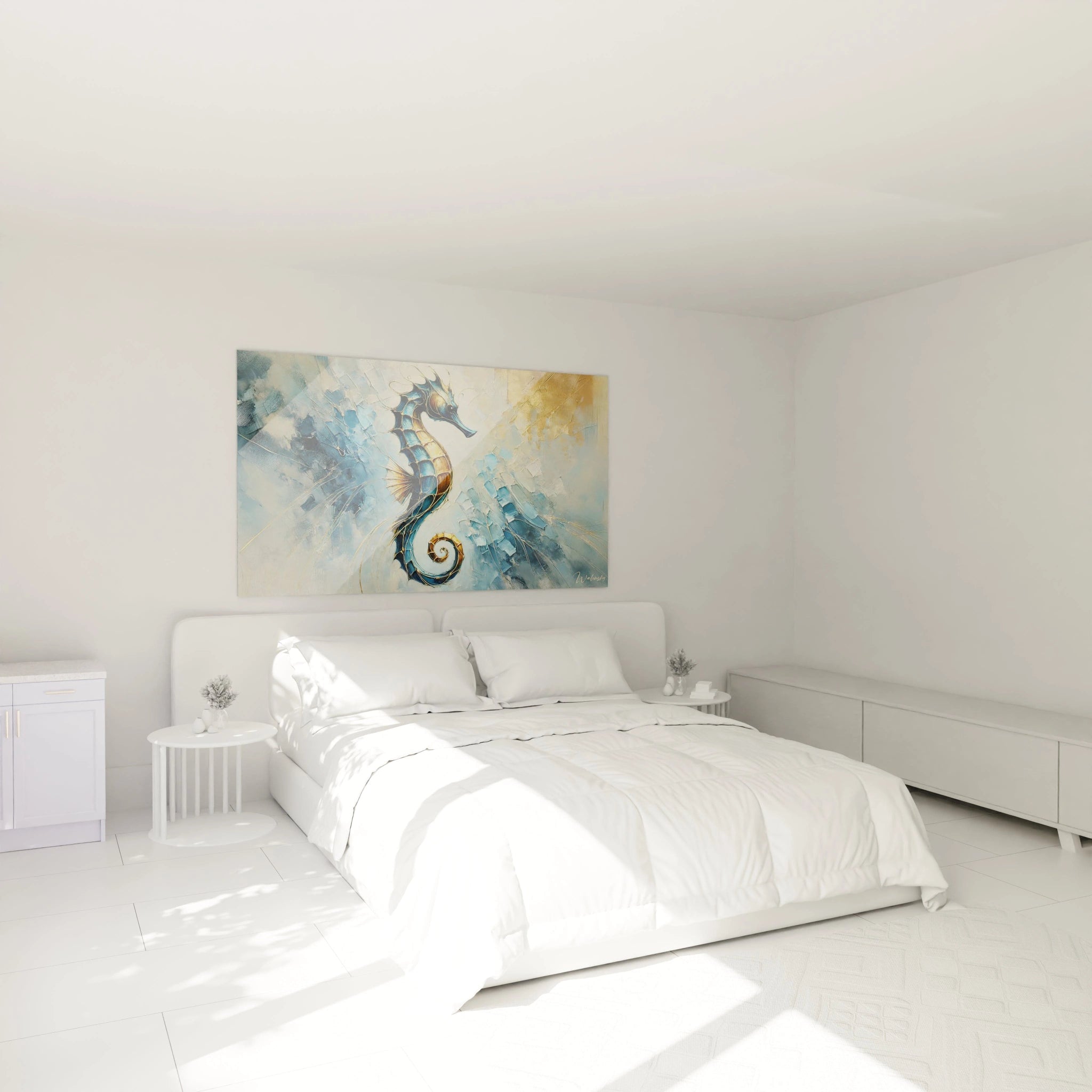 Tableau hippocampe accroché au-dessus du lit, parfait pour créer une ambiance marine apaisante dans la chambre. Les nuances de bleu et d'or apportent élégance et sérénité.