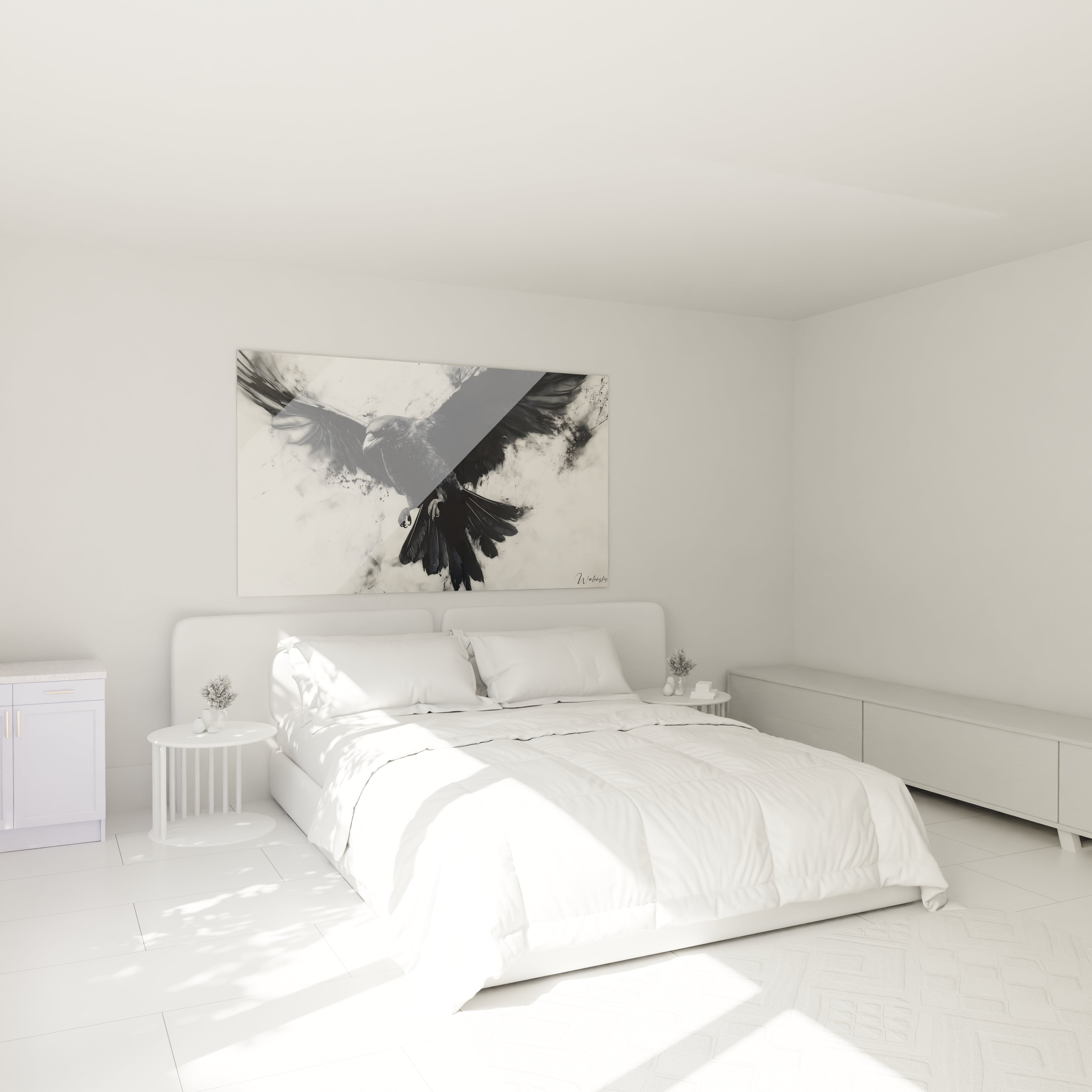 Tableau corbeau noir représenté en vol dynamique sur fond clair vaporeux. Les plumes sont minutieusement détaillées, contrastant avec les taches floues du fond blanc. Le bec et l'œil de l'oiseau sont rendus avec précision.