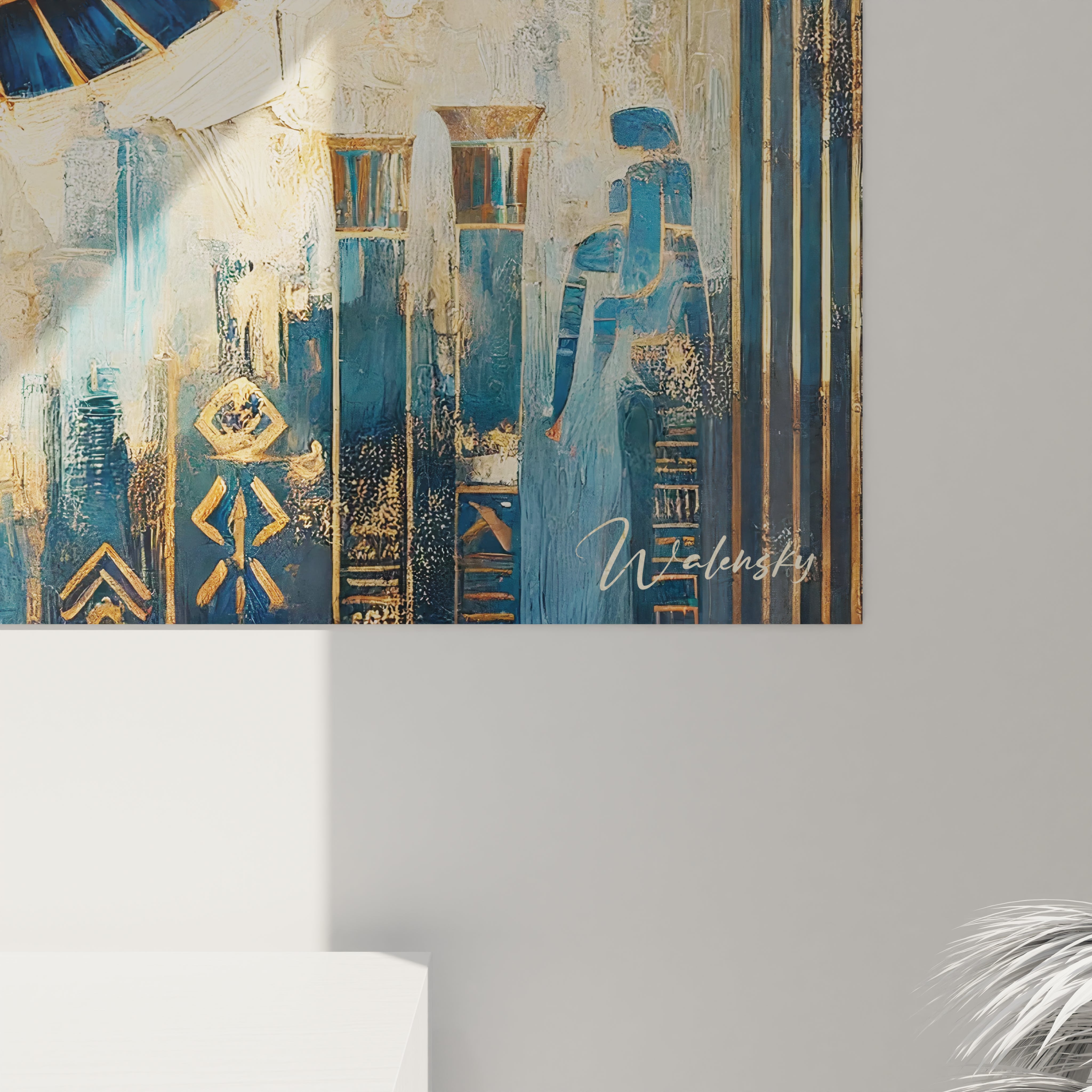 Vue de pres, ce tableau scarabee revele ses details subtils. Les couleurs bronze et or contrastent avec le bleu profond, refletant la majestuosite de l Egypte ancienne avec une touche moderne.