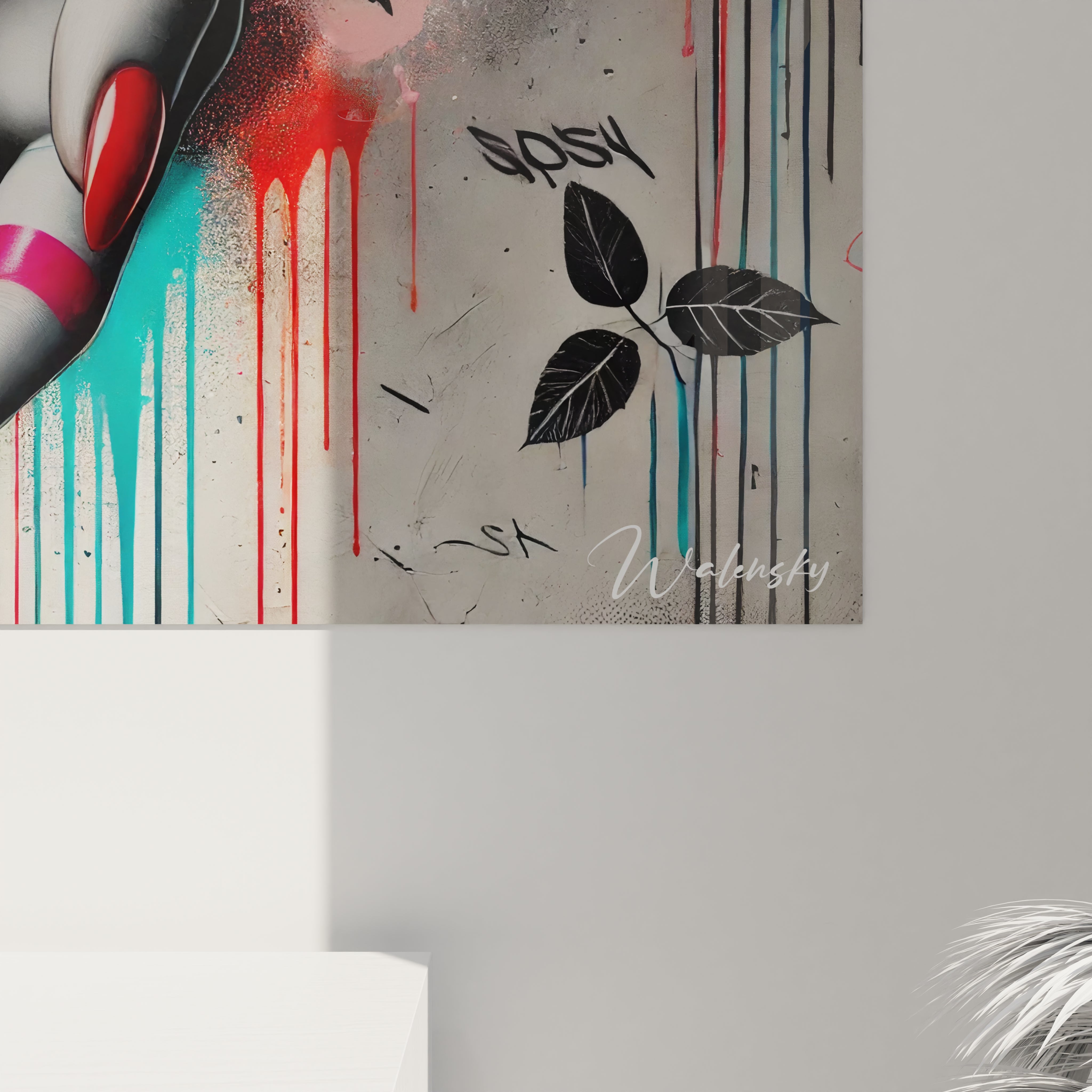 En gros plan, ce tableau street art révèle ses détails uniques : la rose rouge éclatante, les éclats de peinture et les textures brutes. Une ode à l'art urbain et à la beauté contemporaine.