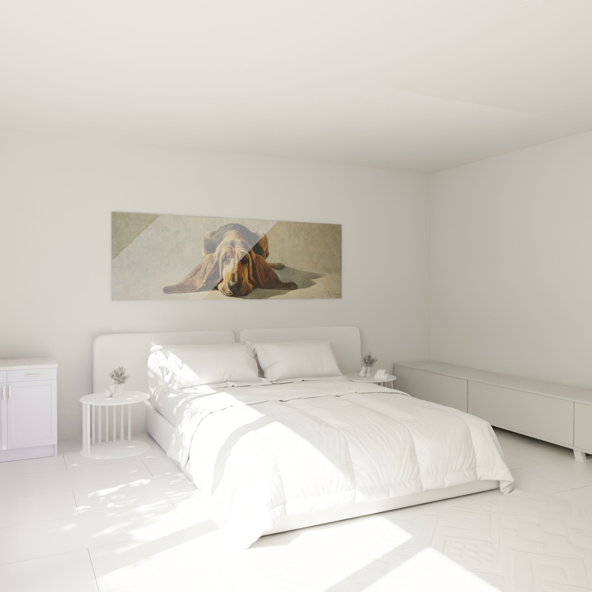 Toile Bloodhound dans chambre moderne, chien couché au-dessus du lit, palette chaude ocre et brun, déco apaisante