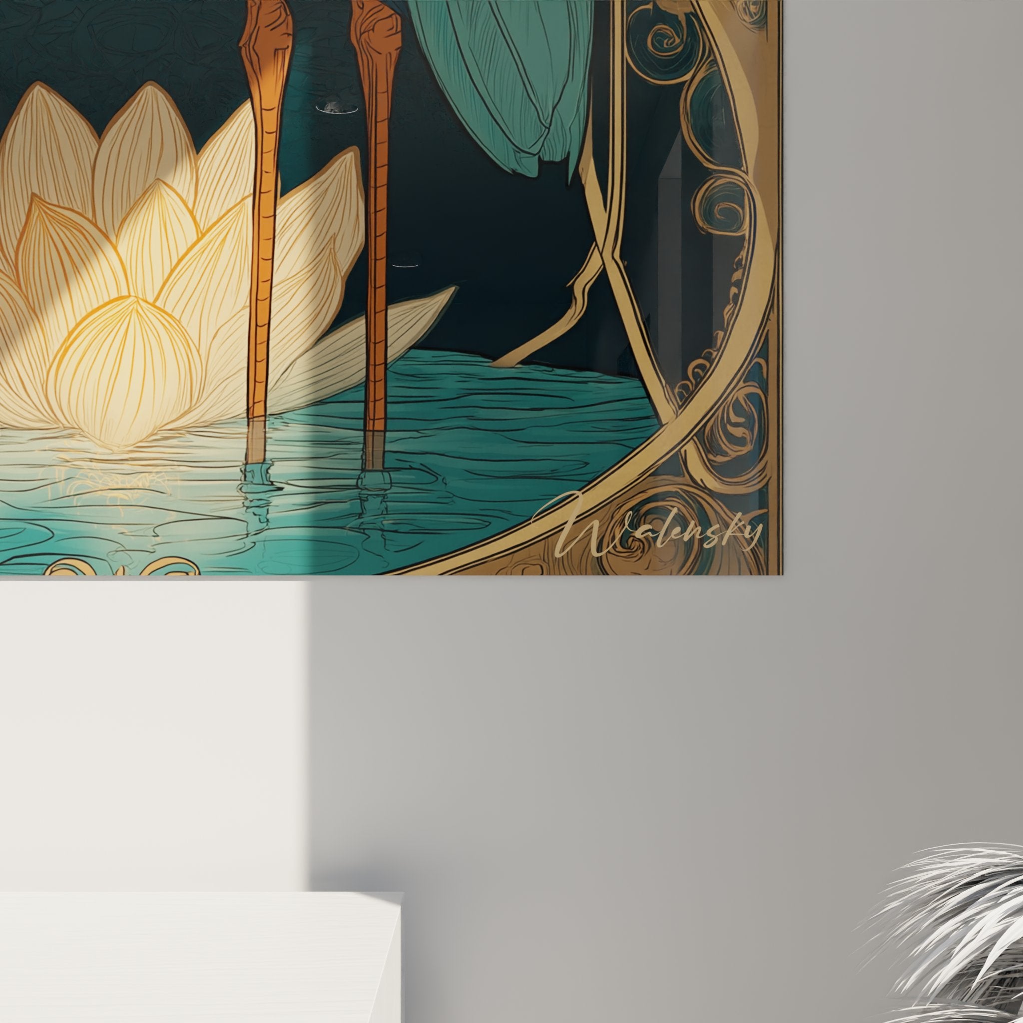 Gesamtansicht Wandbild Reiher Art-Deco vergoldeter Rahmen ornamentale Motive Vintage-Stil Dekoration