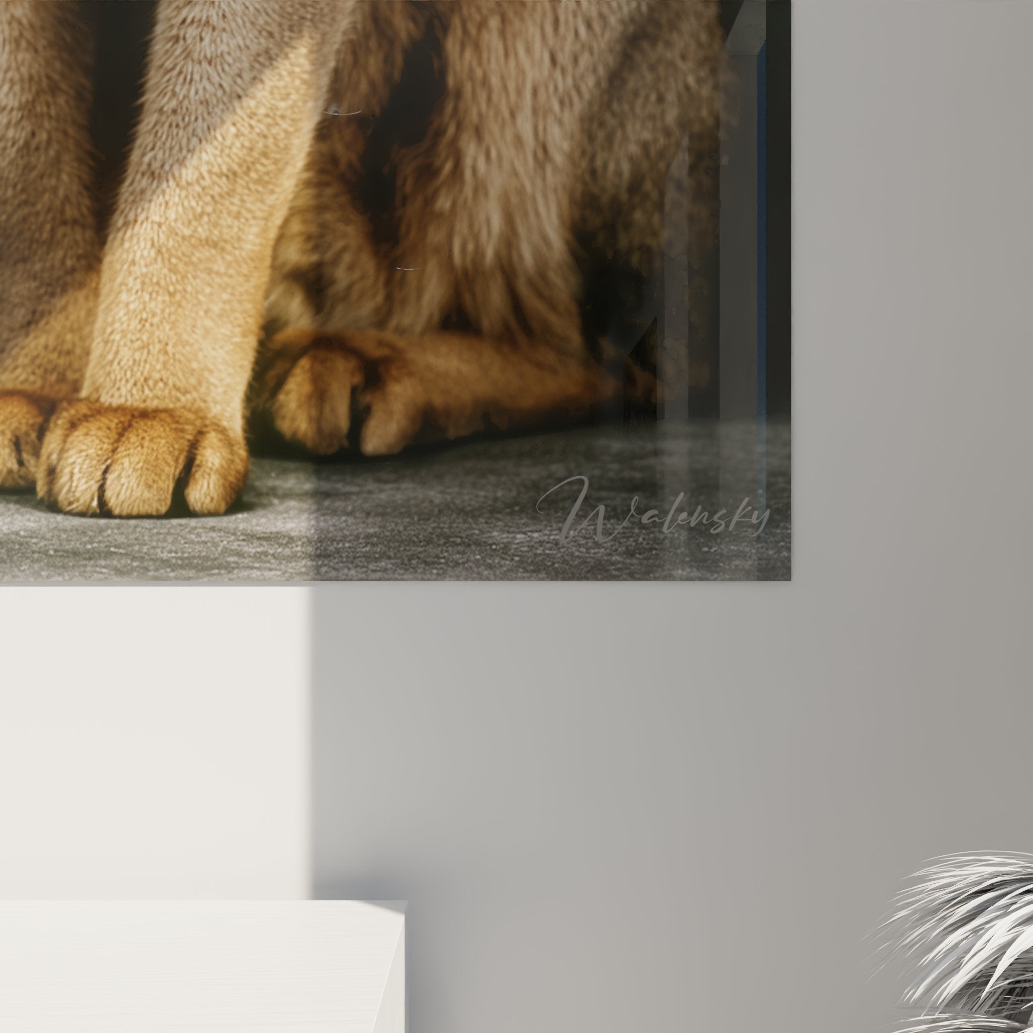 Vue ensemble tableau portrait chat Chausie dore, art mural felin pour decoration salon moderne