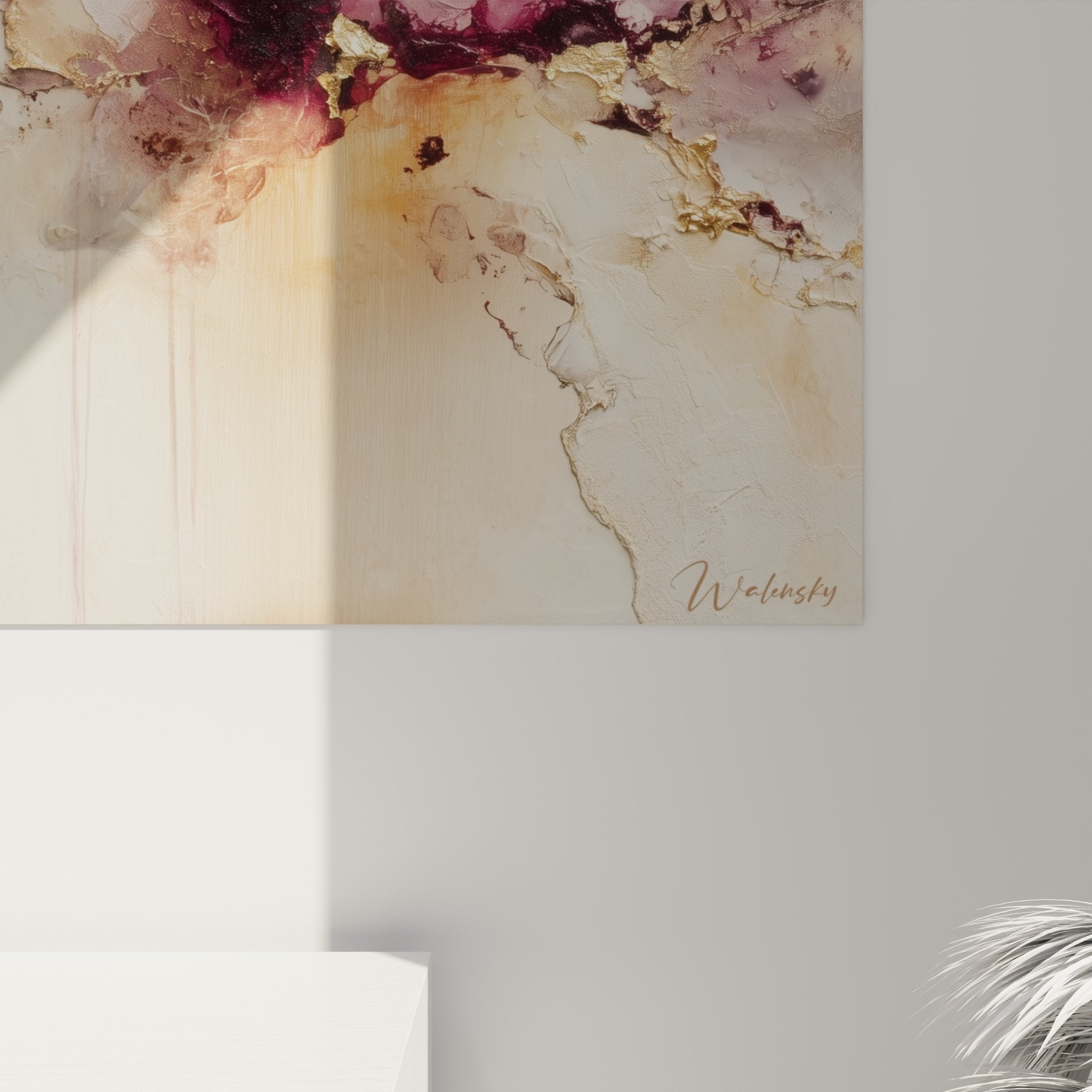 Vue d'ensemble composition abstraite bordeaux or, couleurs terre feng shui, art mural contemporain salon