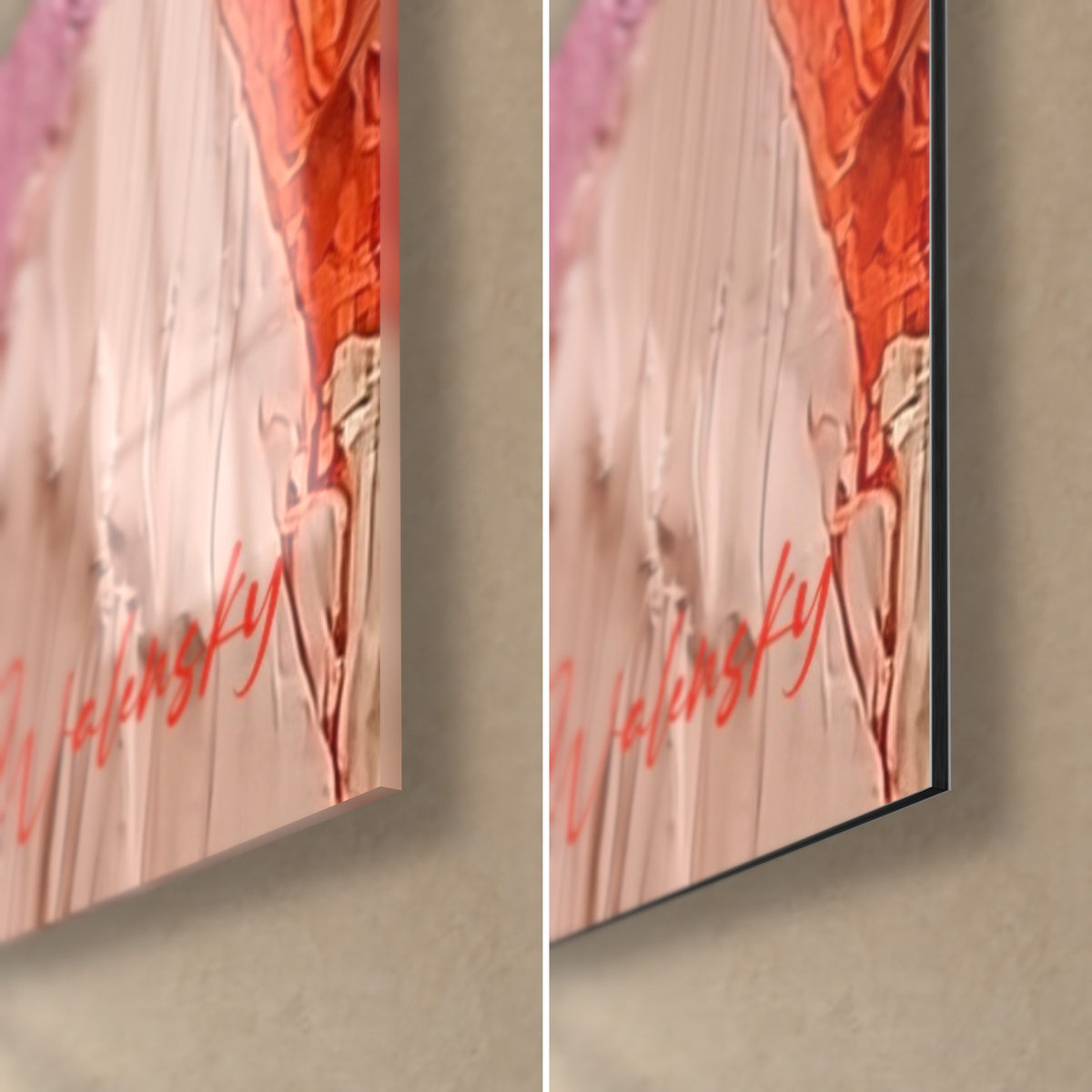 Schilderij met spatelstrepen in poederroze en fel oranje, rechtsonder, rode signatuur, glanzend glas en mat Dibond op een dunne rand