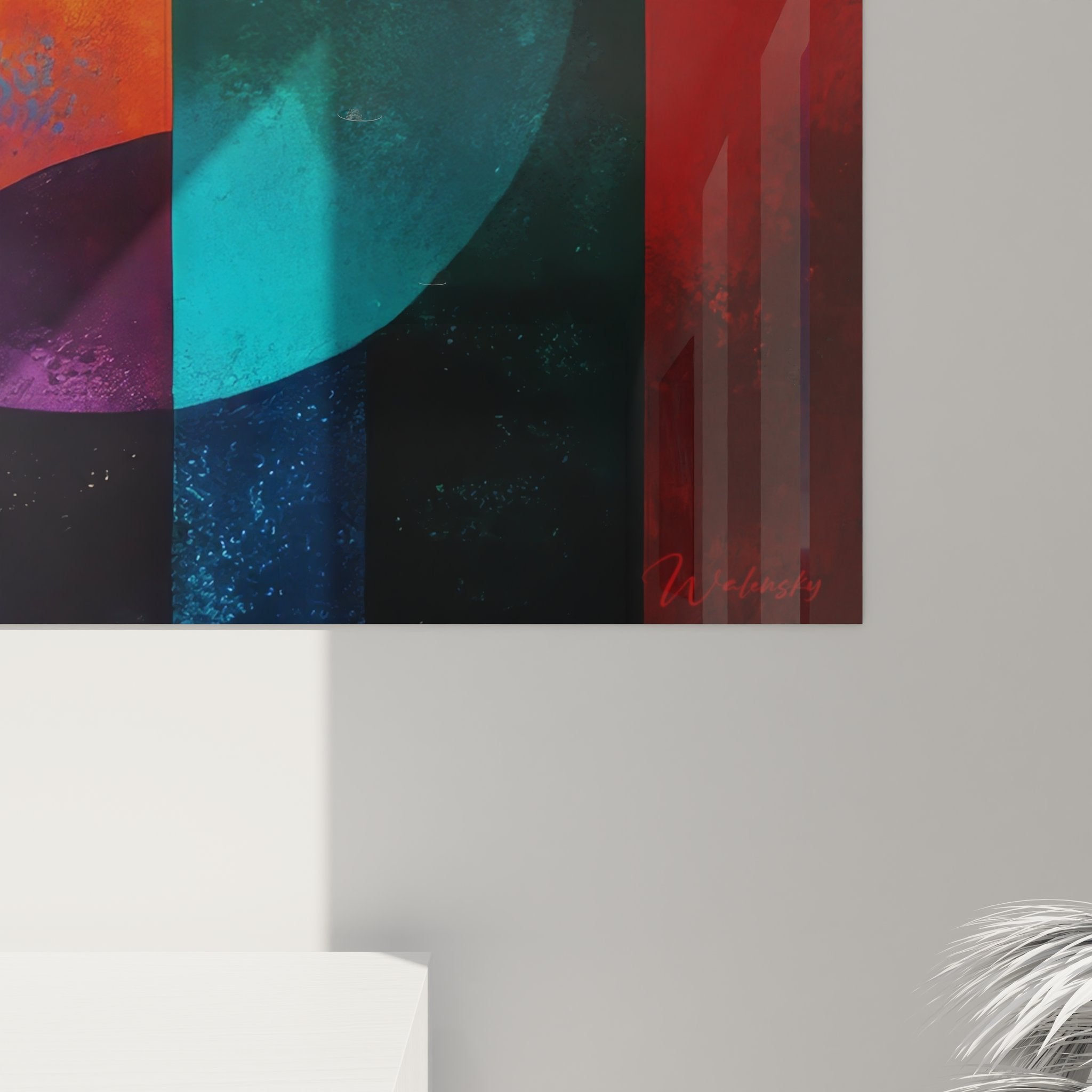 Vue d'ensemble tableau art géométrique abstrait moderne aux formes colorées contrastées sur mur blanc